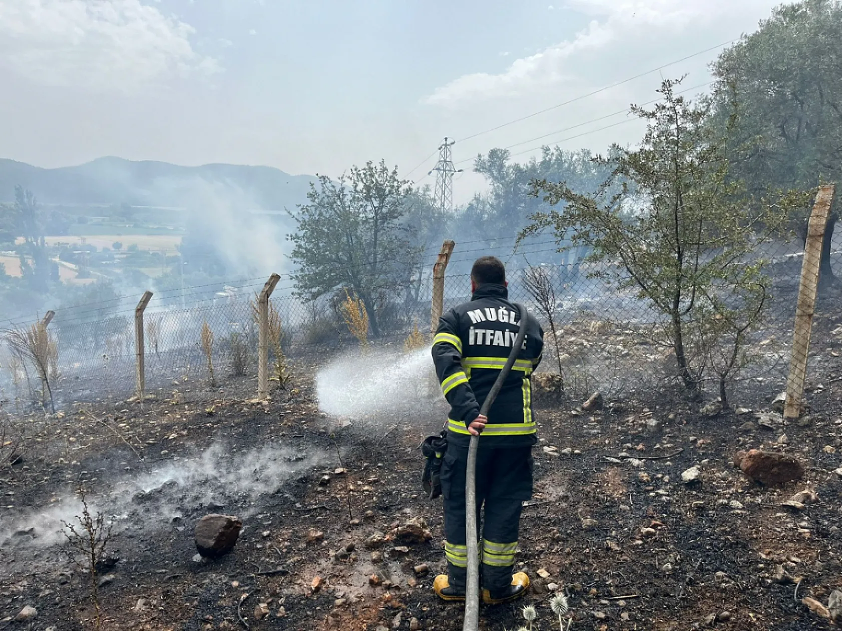 Büyükşehir Ekipleri 6 Ayda 380 Anız Yangınına müdahale etti