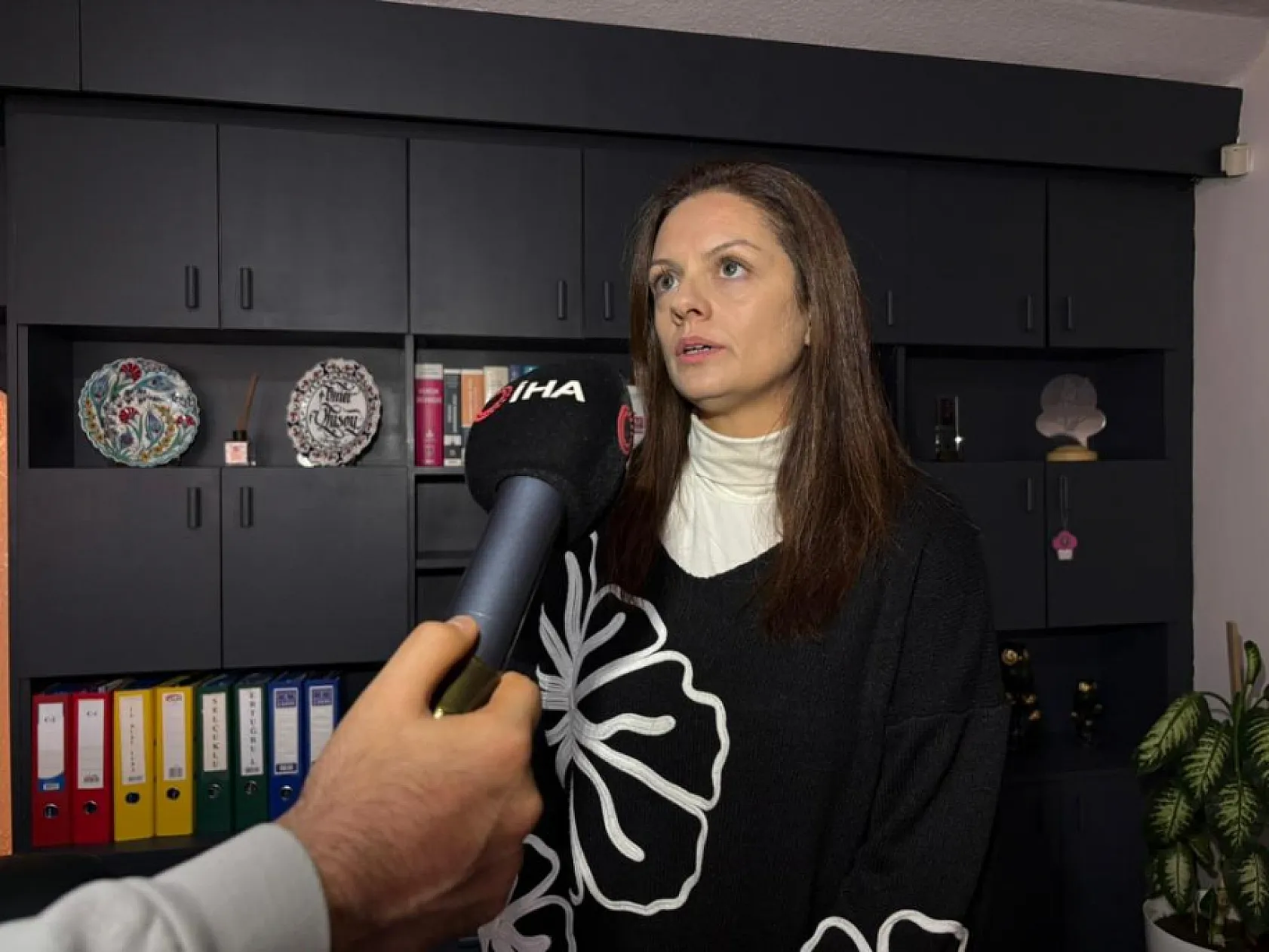 Anne ve teyzelerini kaybettikleri kaza hakkında ilk kez konuşan kardeşler: 'Teyzem, sürücünün bilerek üzerlerinden geçtiğini söyledi'