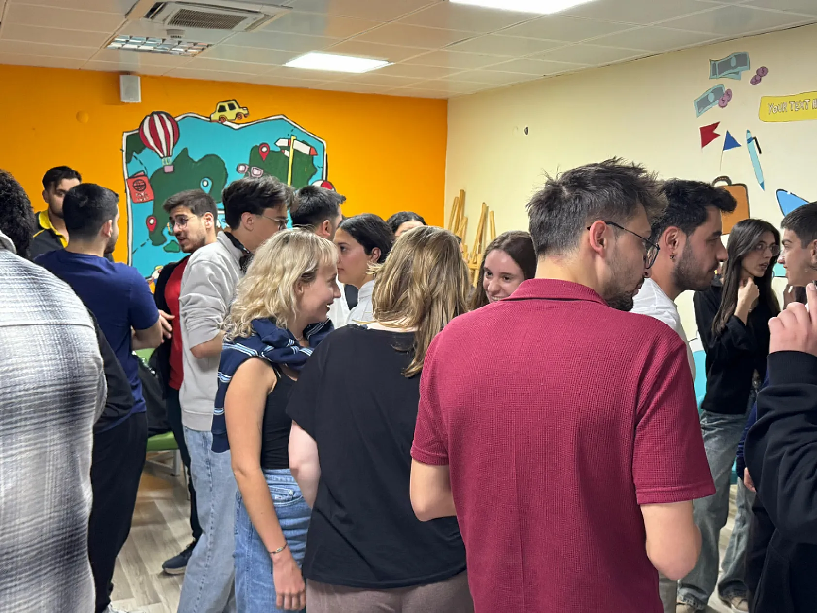 Menteşe'de kültür köprüsü: Gençler İngilizceyi yaşayarak öğreniyor