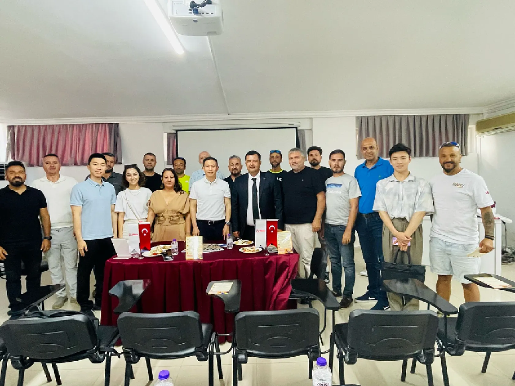 Çinli Diplomatlardan Fethiye'ye Tam Not