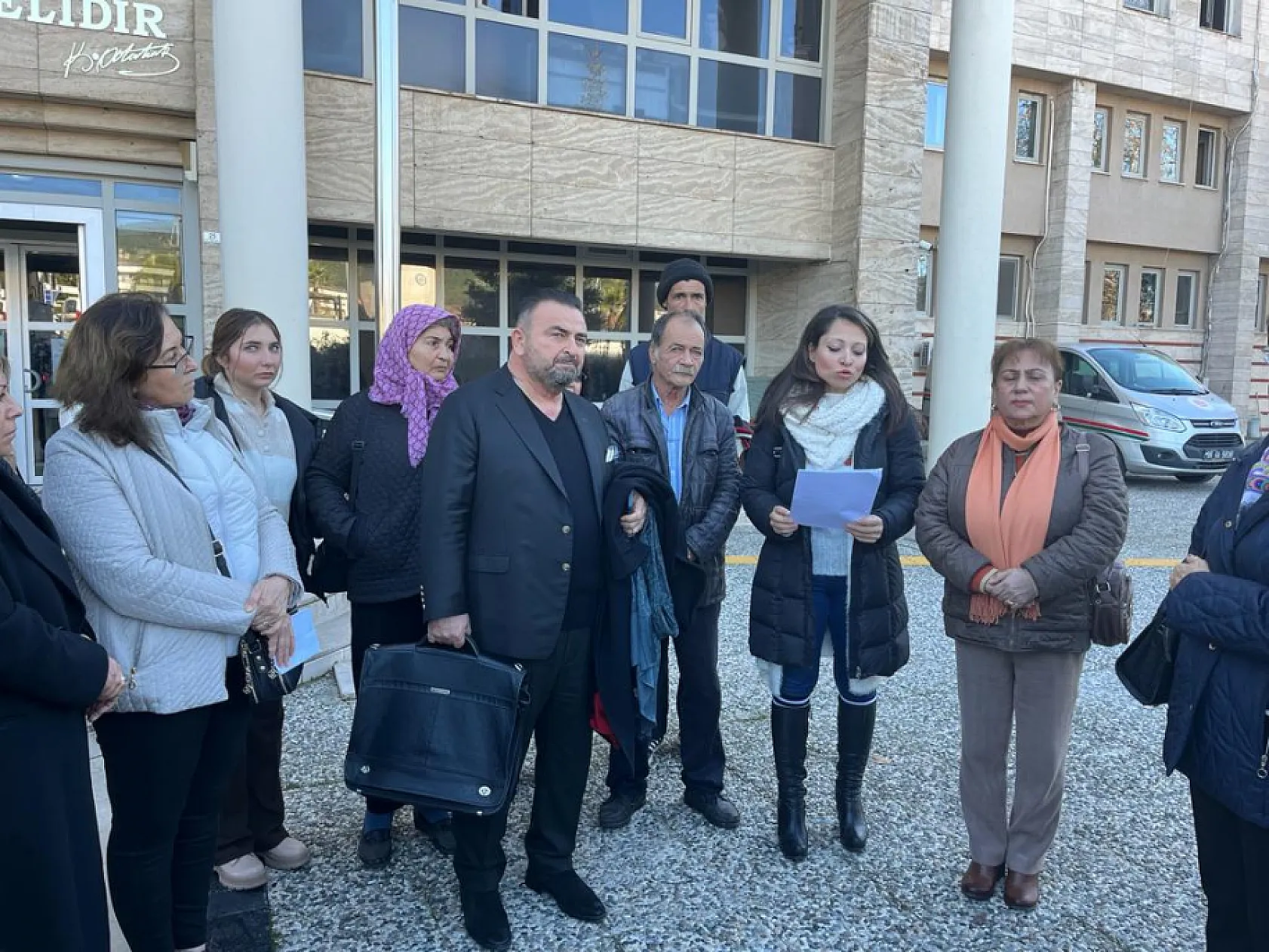 Yakılarak öldürülen Figen için adalet çağrısı