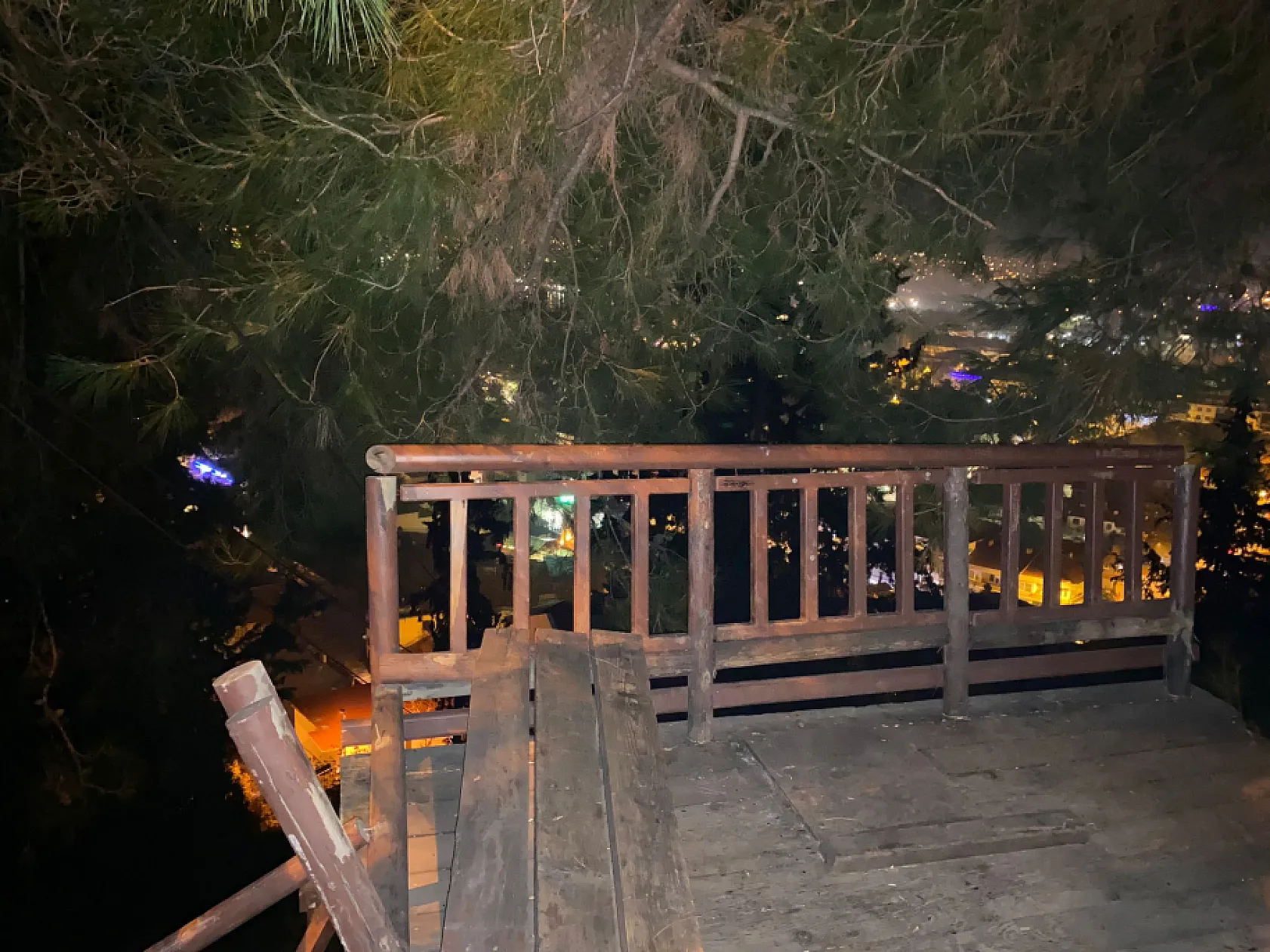 Âşıklar Tepesi'nin Durumu İçler Acısı