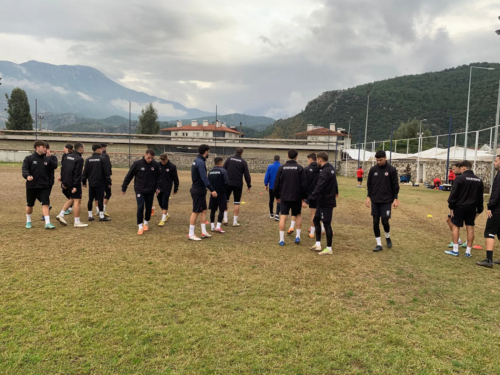 Fethiyespor'da İkinci Devre Mesaisi Başladı