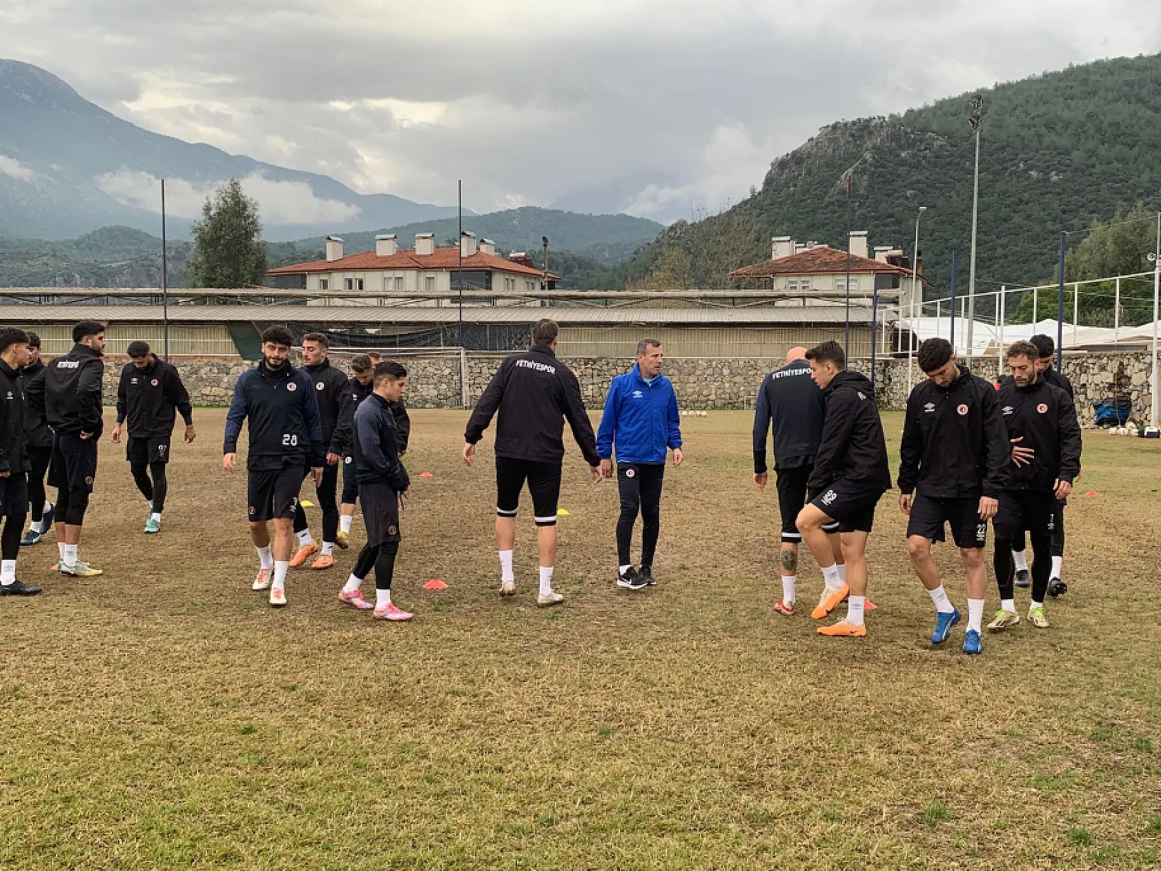 Fethiyespor'da İkinci Devre Mesaisi Başladı