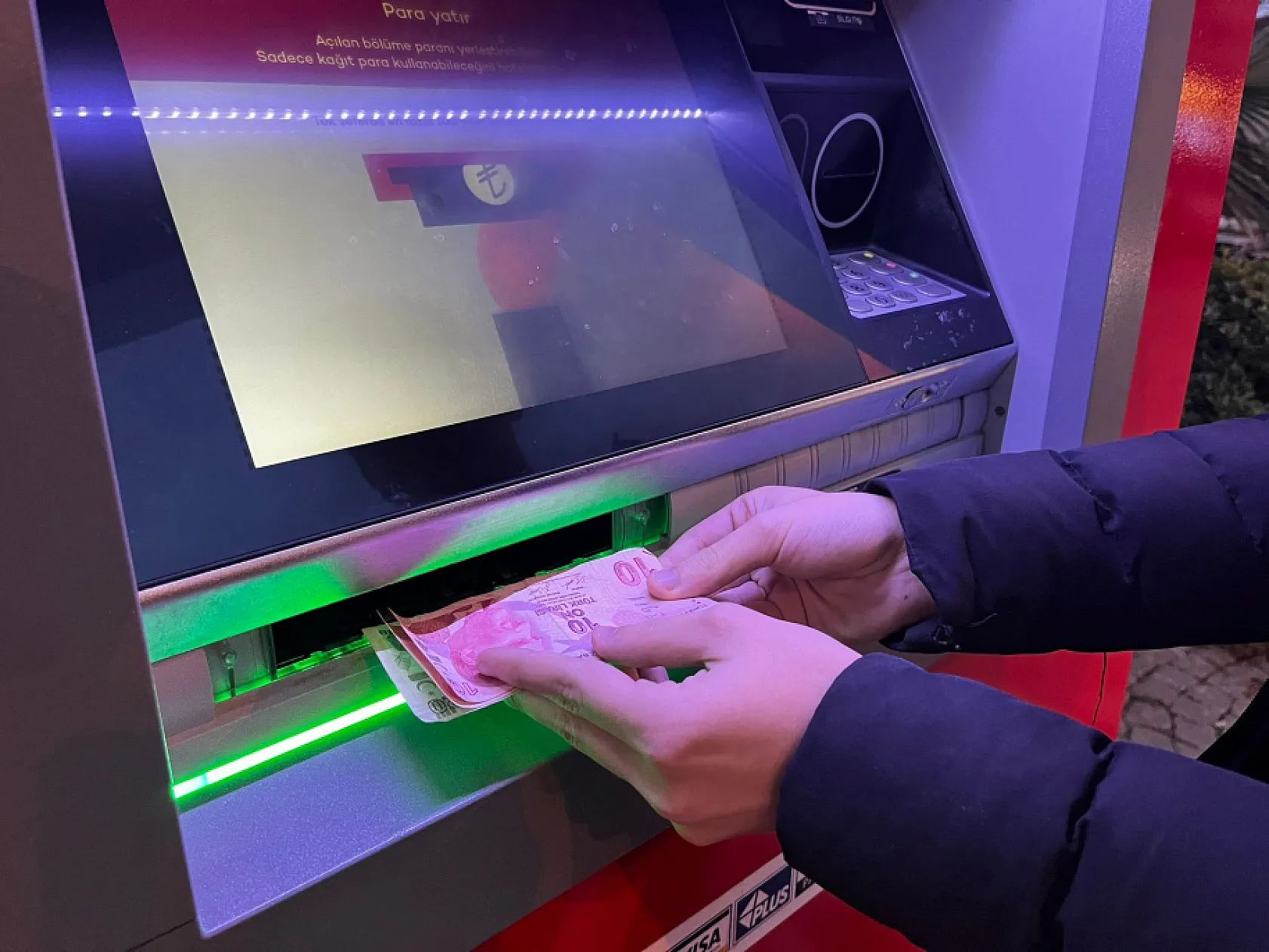 ATM'ler artık o banknotu kabul etmiyor! Milyonları üzen haber.. Hangi banknot?
