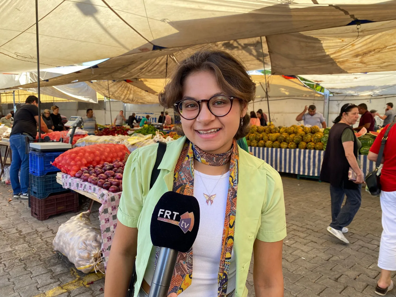 Fethiye'de Üniversite Öğrencisi, Fethiye Salı Pazarı'nı Değerlendirdi