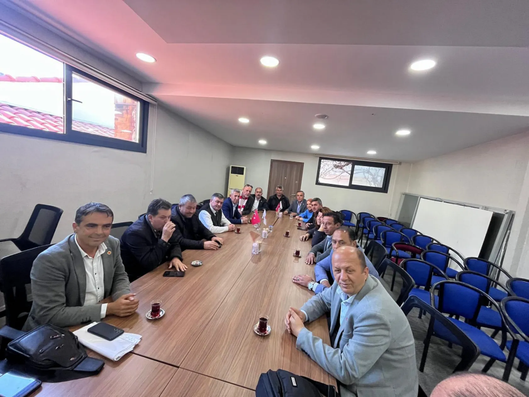 Muhtarlardan AK Parti Fethiye İlçe Başkanı Sarıhan'a  Ziyaret