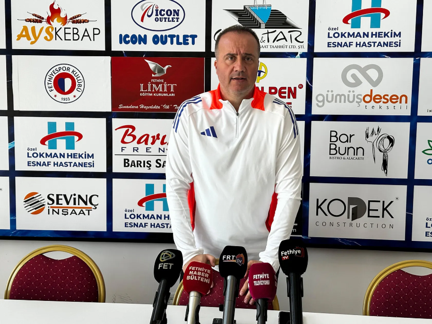 Fethiyespor'da Dinçel, 'İç Saha Avantajını Kullanıp İskenderunspor'u Mağlup Etmek İstiyoruz'