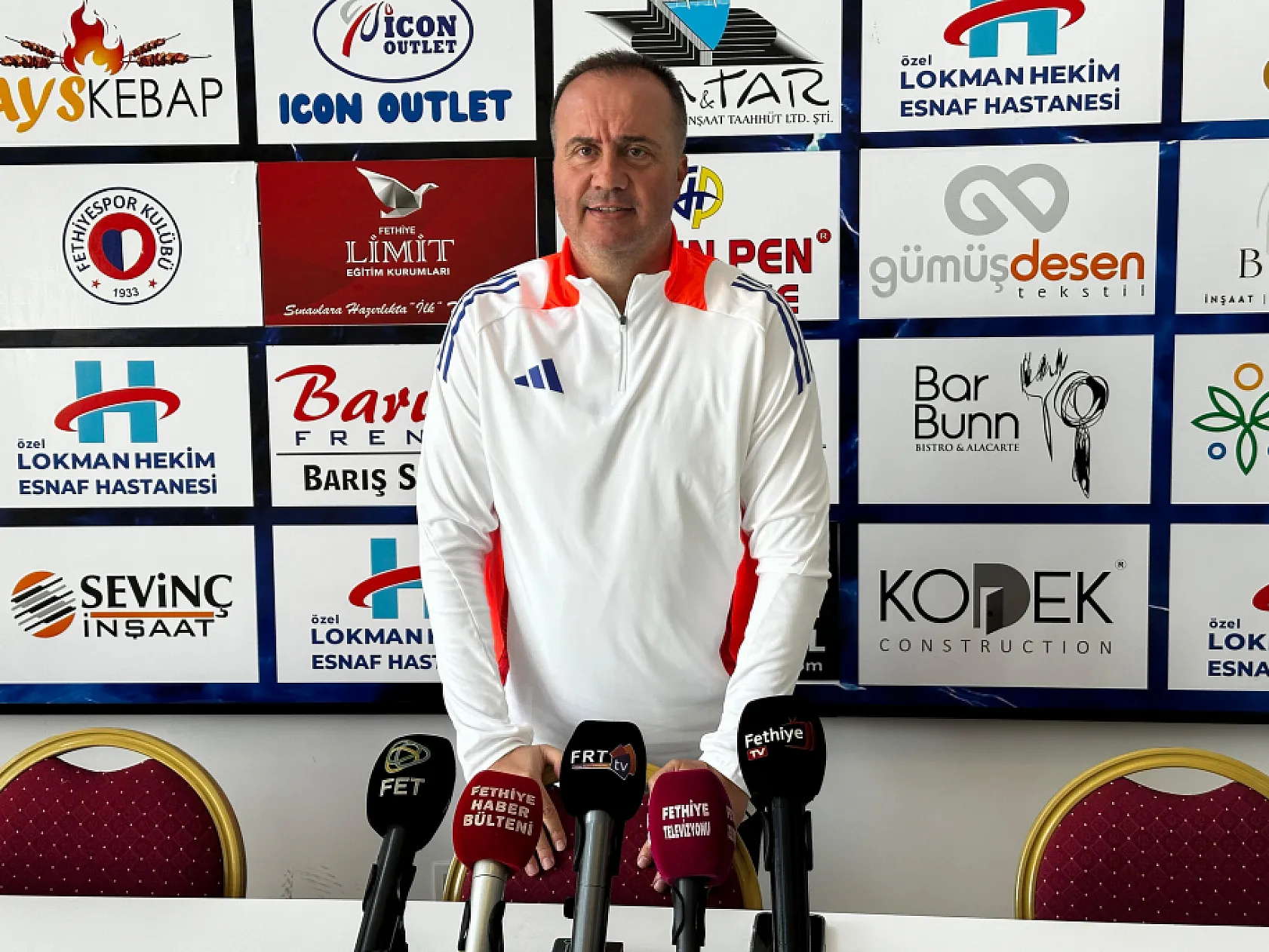 Fethiyespor'da Dinçel, 'İç Saha Avantajını Kullanıp İskenderunspor'u Mağlup Etmek İstiyoruz'