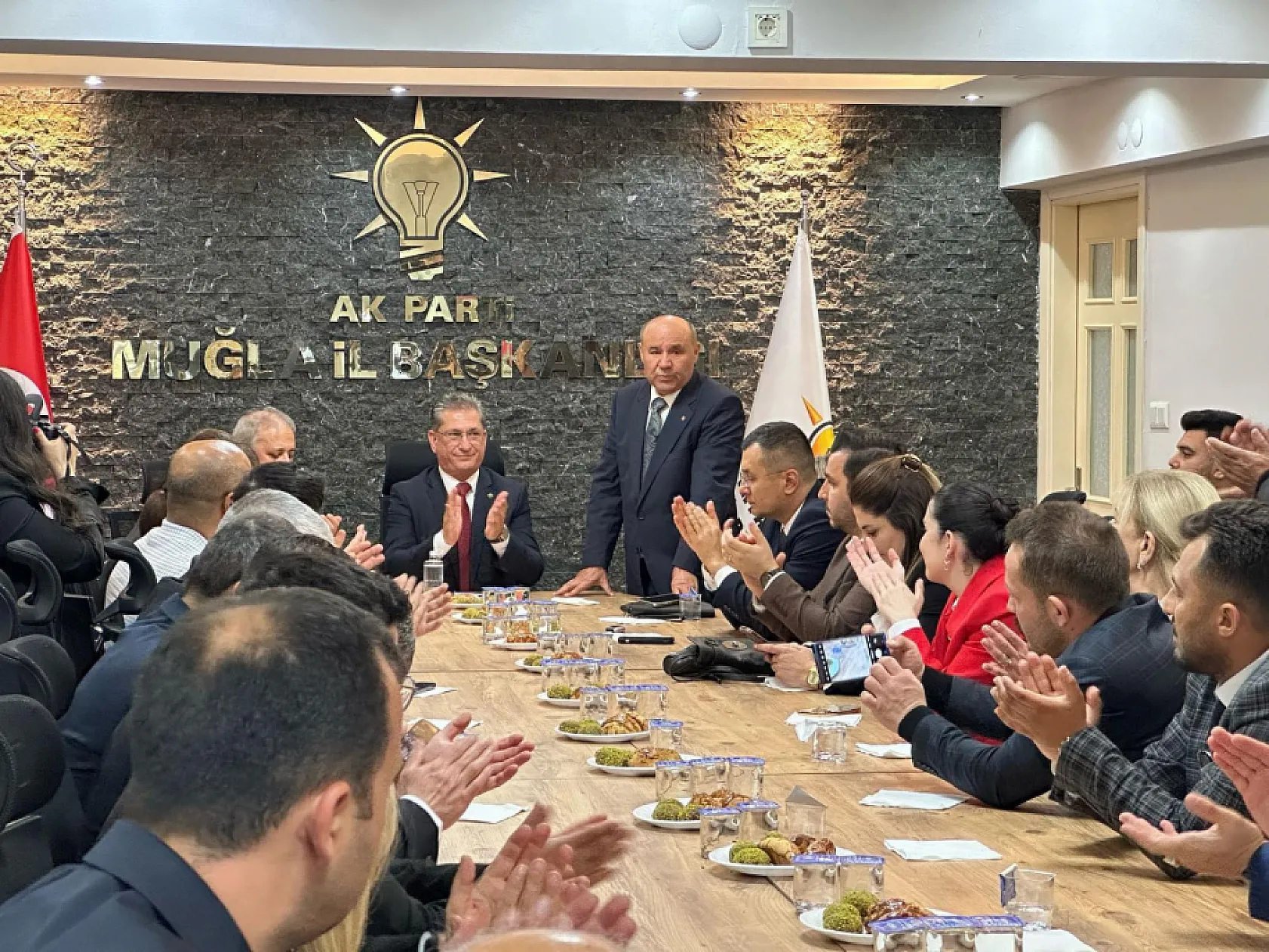 Milletvekili Yakup Otgöz:   Bize Oy Veren Vermeyen Ayrımı Yapmıyoruz