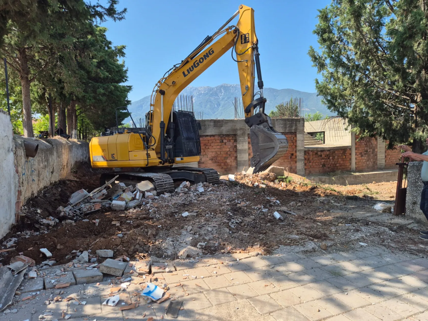 Fethiye'de 15 Yıldır Yapılması Beklenen Karaçulha Ortaokulu'nun Temeli Atıldı