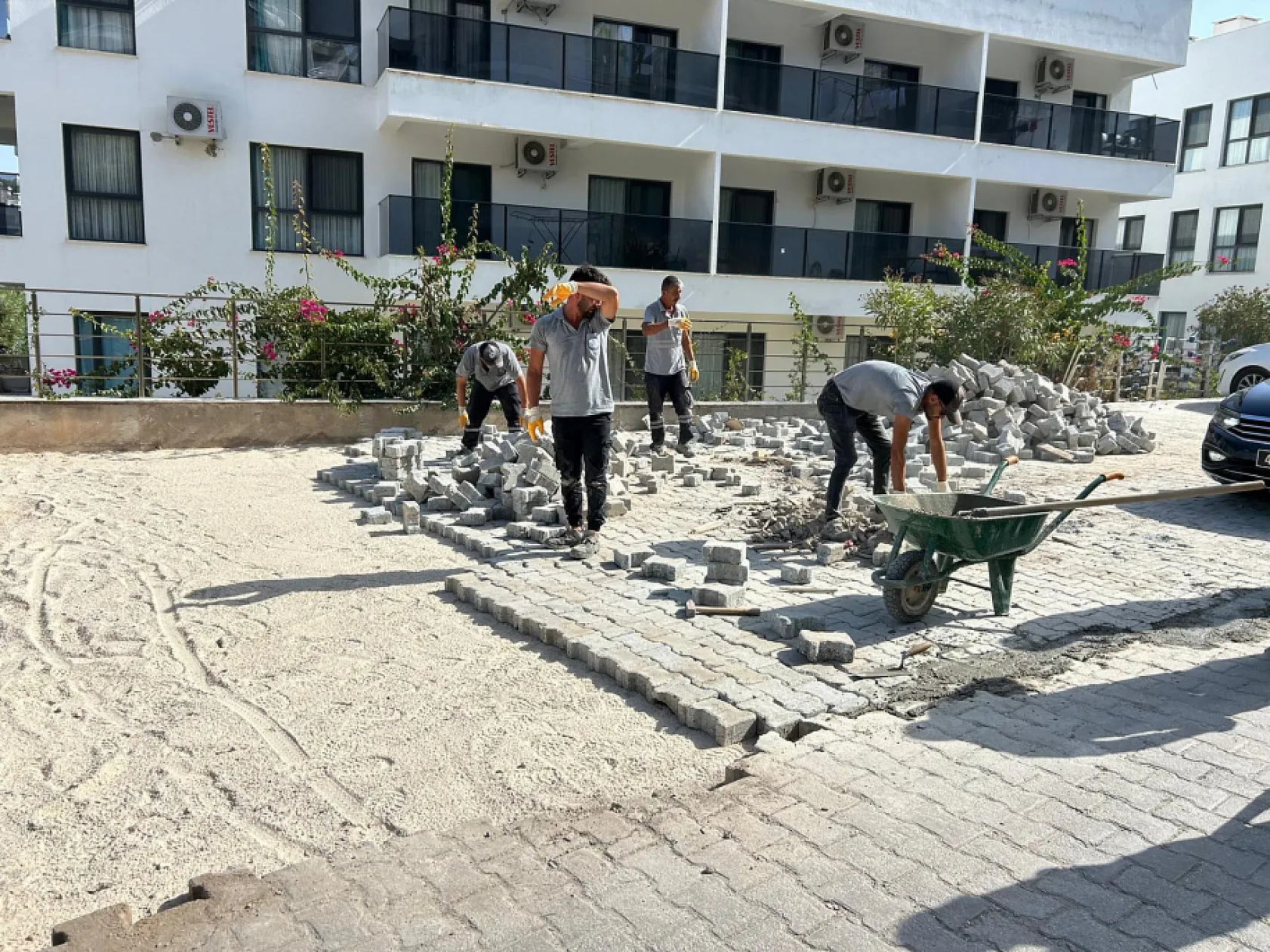 Başkan Fevzi Topuz Milas'taki Altyapı Çalışmalarını Denetledi