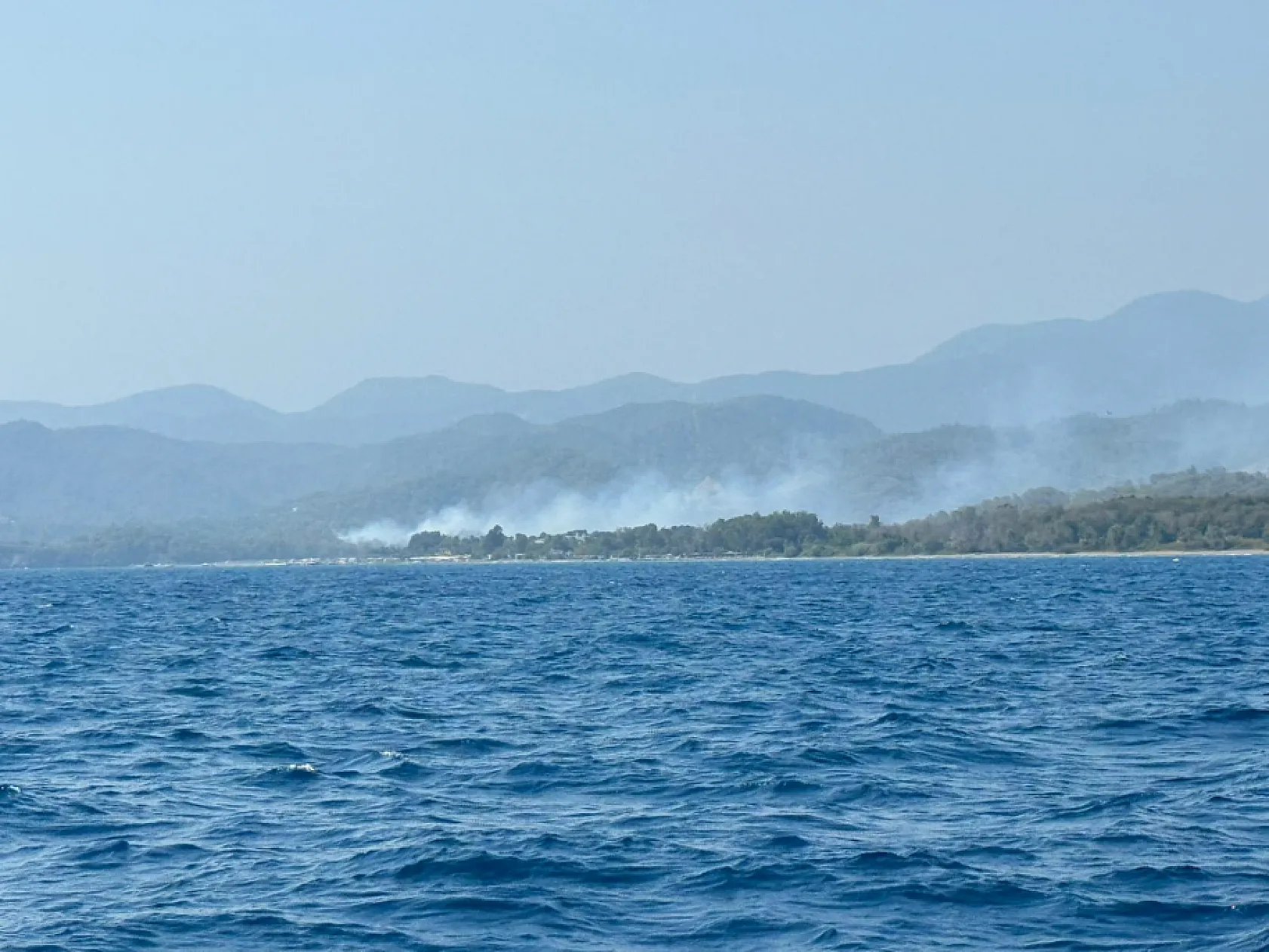 Fethiye Katrancı koyu yangını kısmen kontrol altında