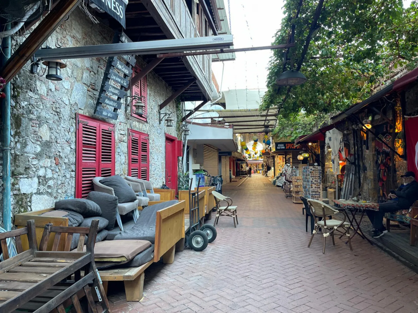 Fethiye Paspatur Çarşısı, sezon sonrası sessizliğe büründü