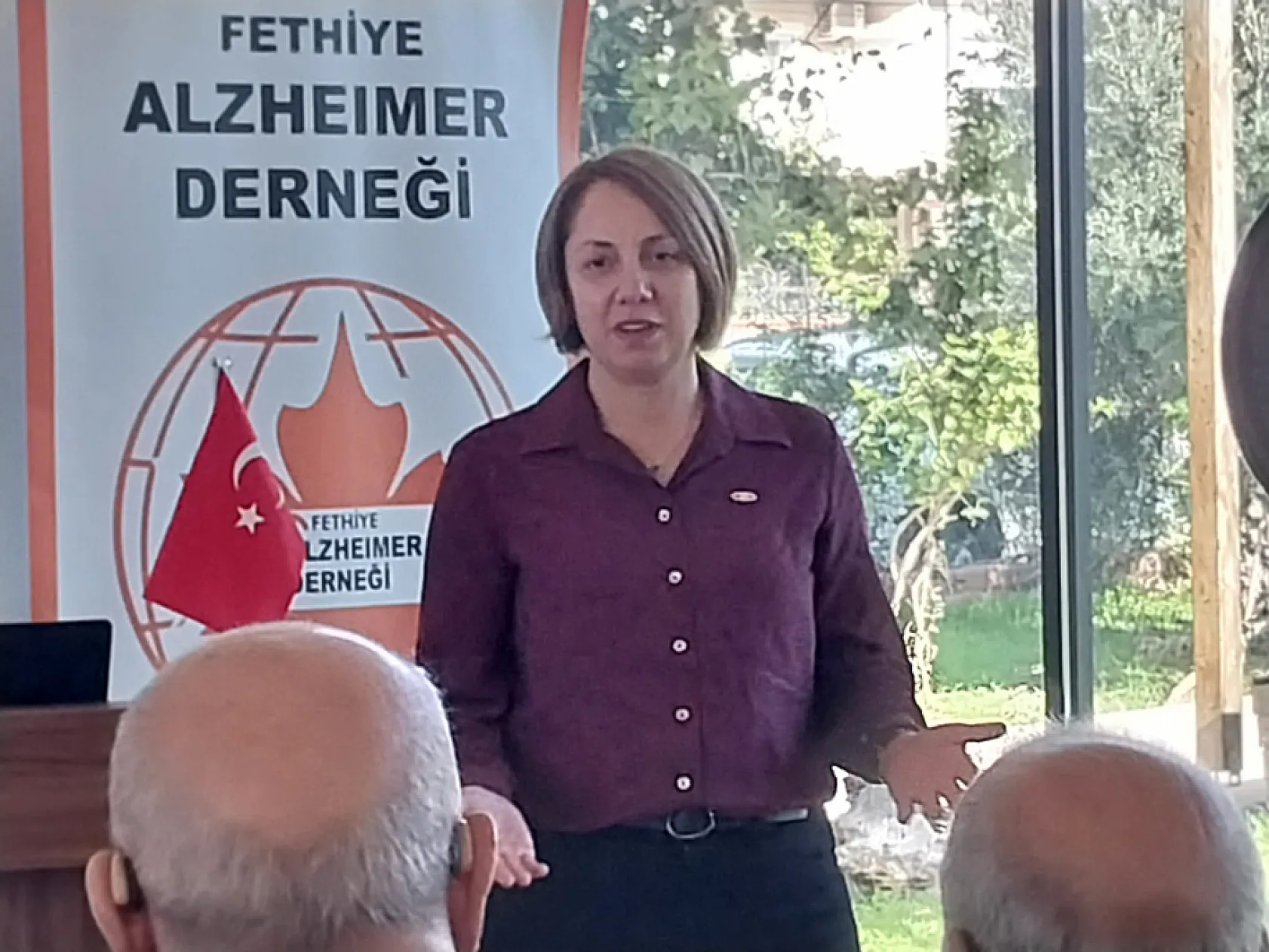 Fethiye Alzheimer Derneği'nde 'Güvenli Bakım Teknikleri' semineri