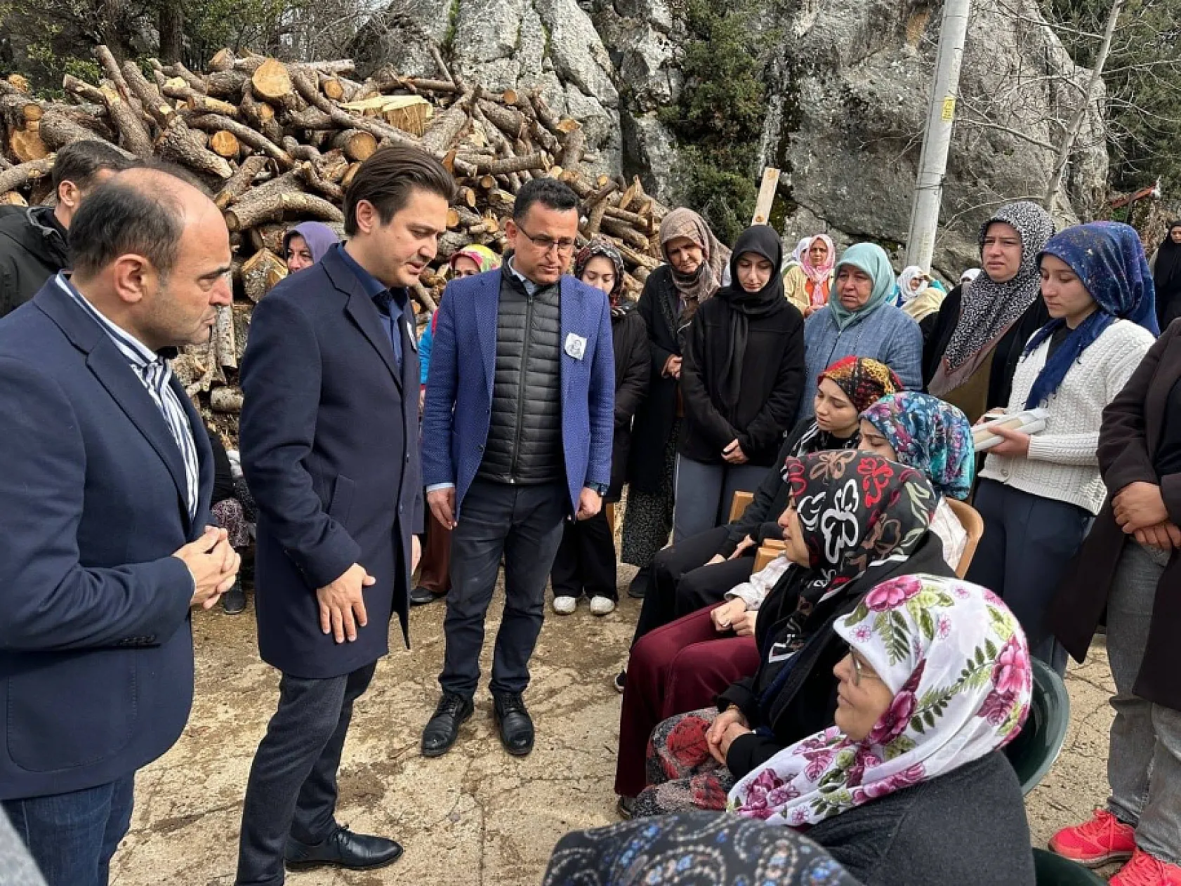 Seydikemer'de 11 Yaşındaki Ceylin Öztürk İçin Cenaze Töreni Düzenlendi