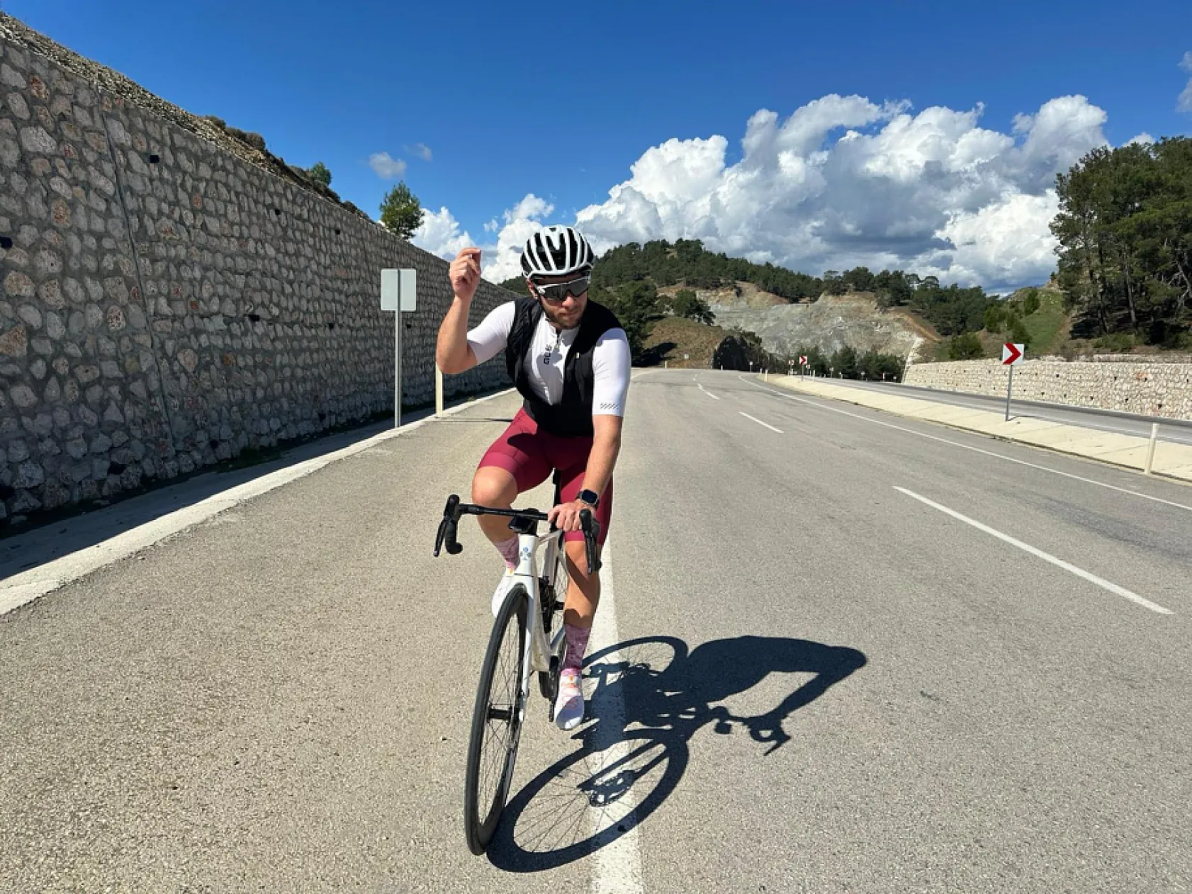 Fethiye'de Bisiklet Tutkunları 70 Kilometrelik Parkurda Pedal Çevirdi