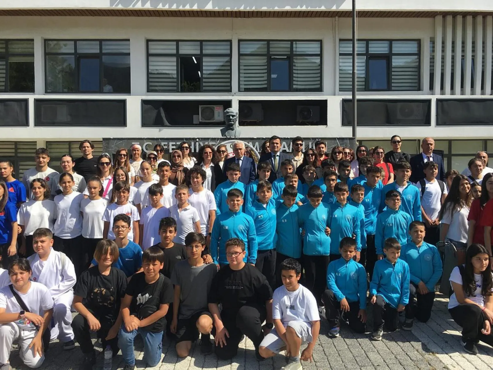 Fethiye'de 15-21 Mayıs Gençlik Haftası Çelenk Sunumu