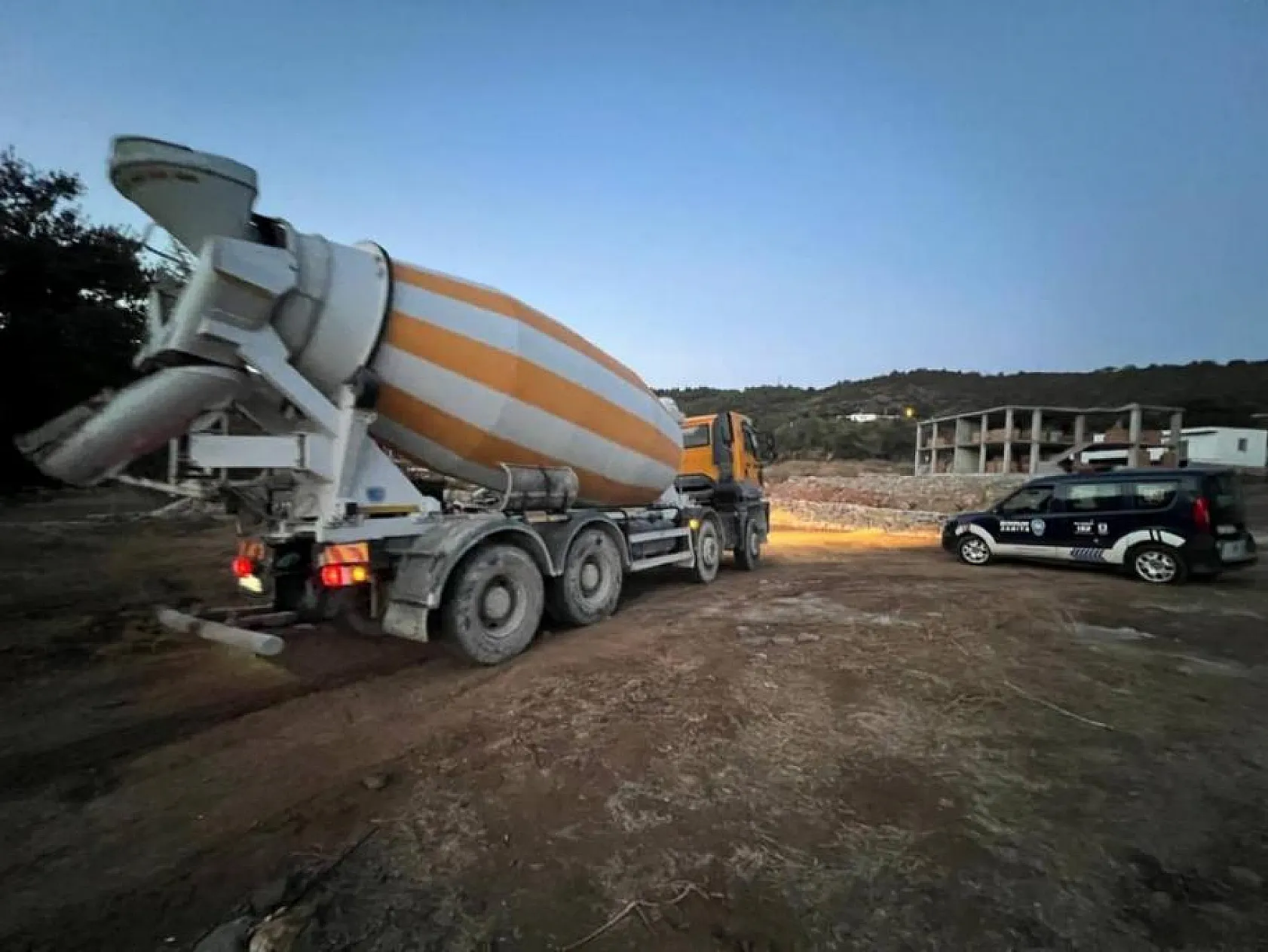 Kaçak inşaatlara ceza uygulandı