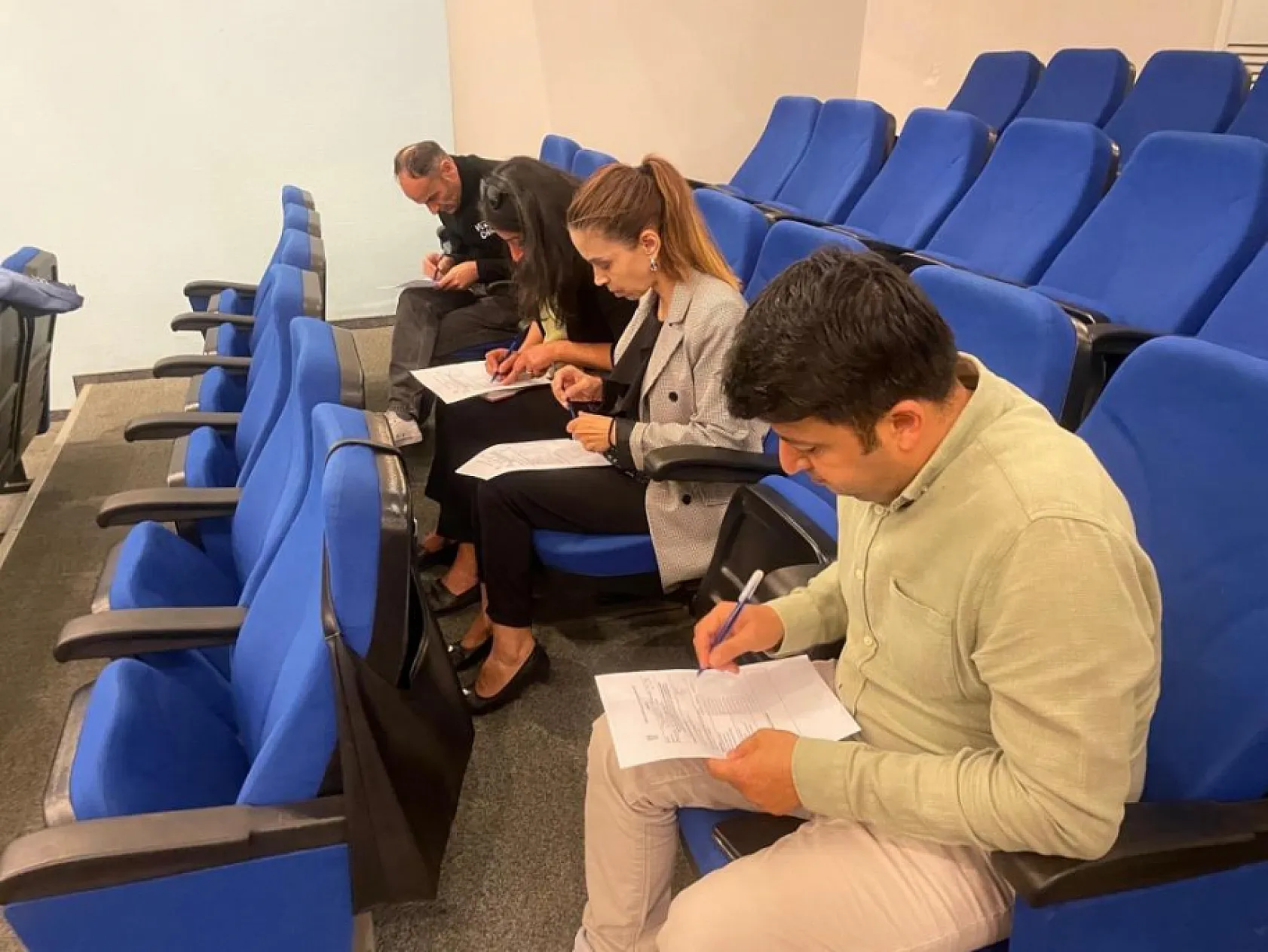 Bodrum'da belediyenin şiddeti önleme farkındalık çalışmaları sürüyor