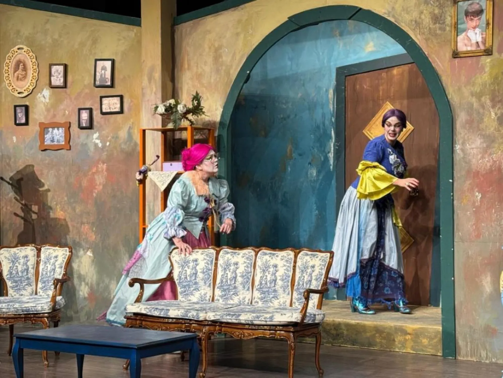 'Hadi Öldürsene Canikom' yeniden sahnede