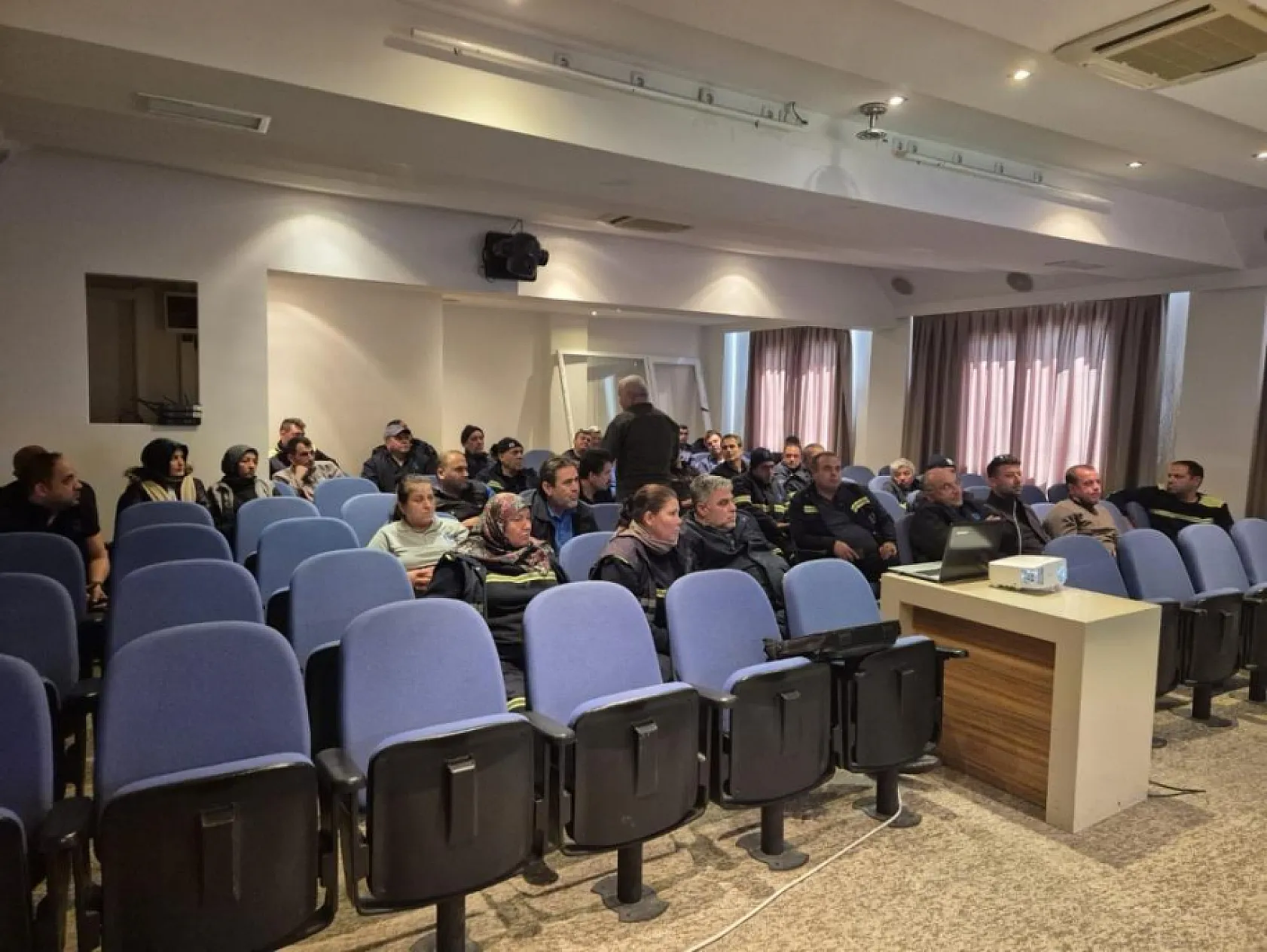 Bodrum Belediyesi personeline yangın eğitimi