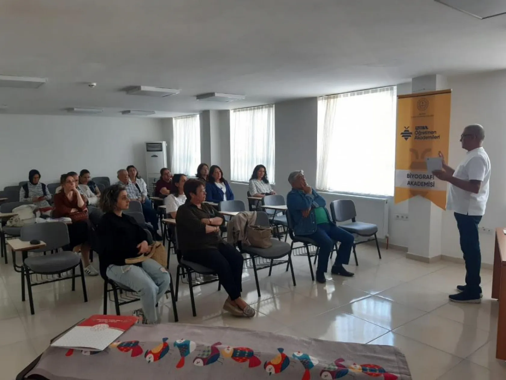 Akademi öğretmenlerine, Koçman anlatıldı