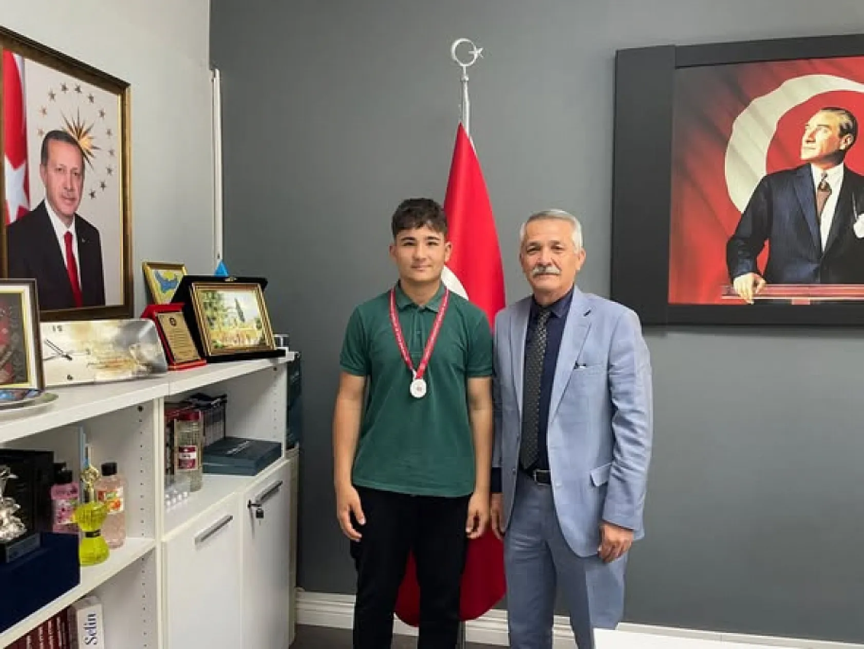 Fethiyeli Öğrenciden Güreşte Türkiye İkinciliği