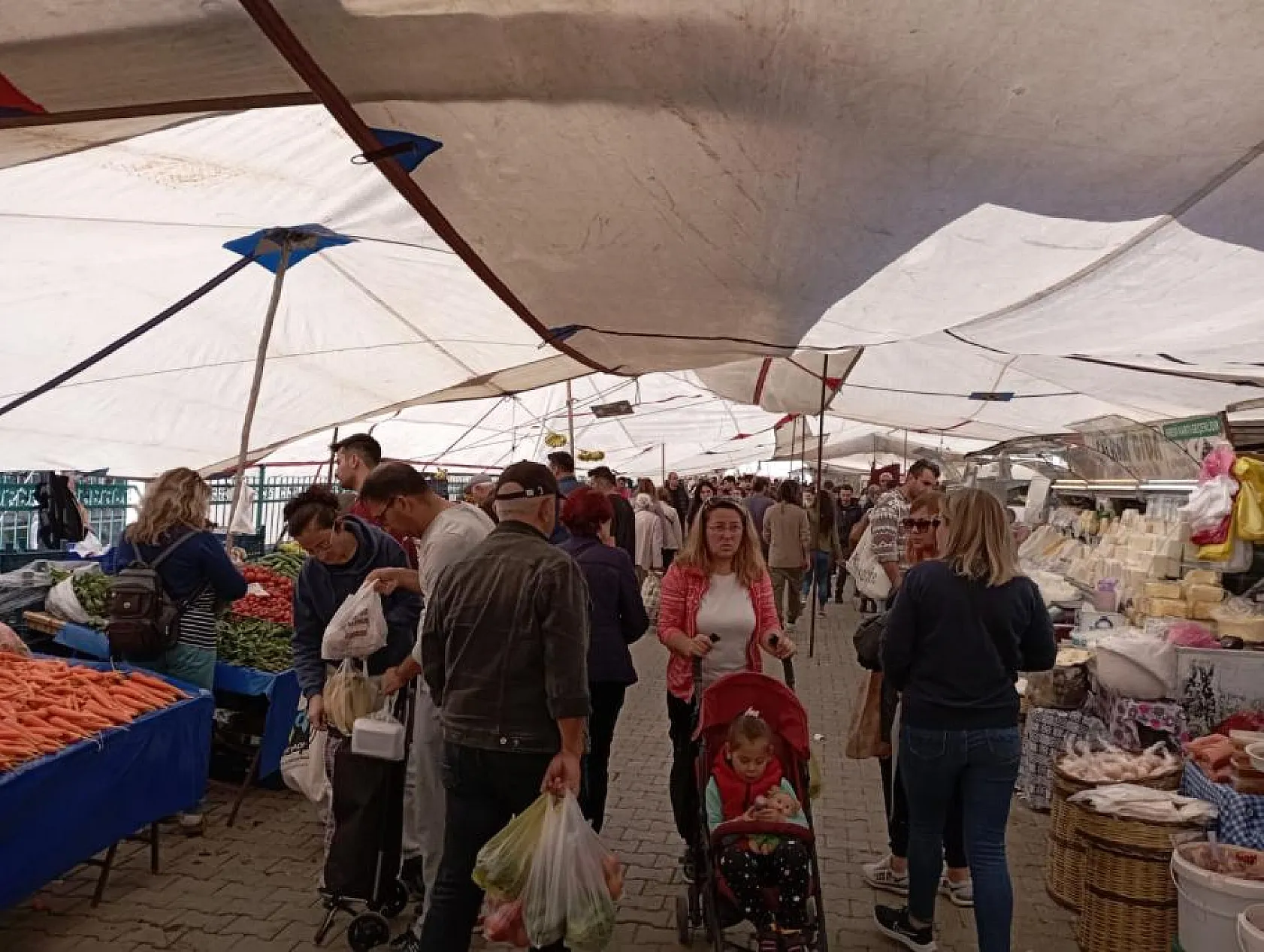 Fethiye Salı Pazarı fiyatları cep yakıyor!