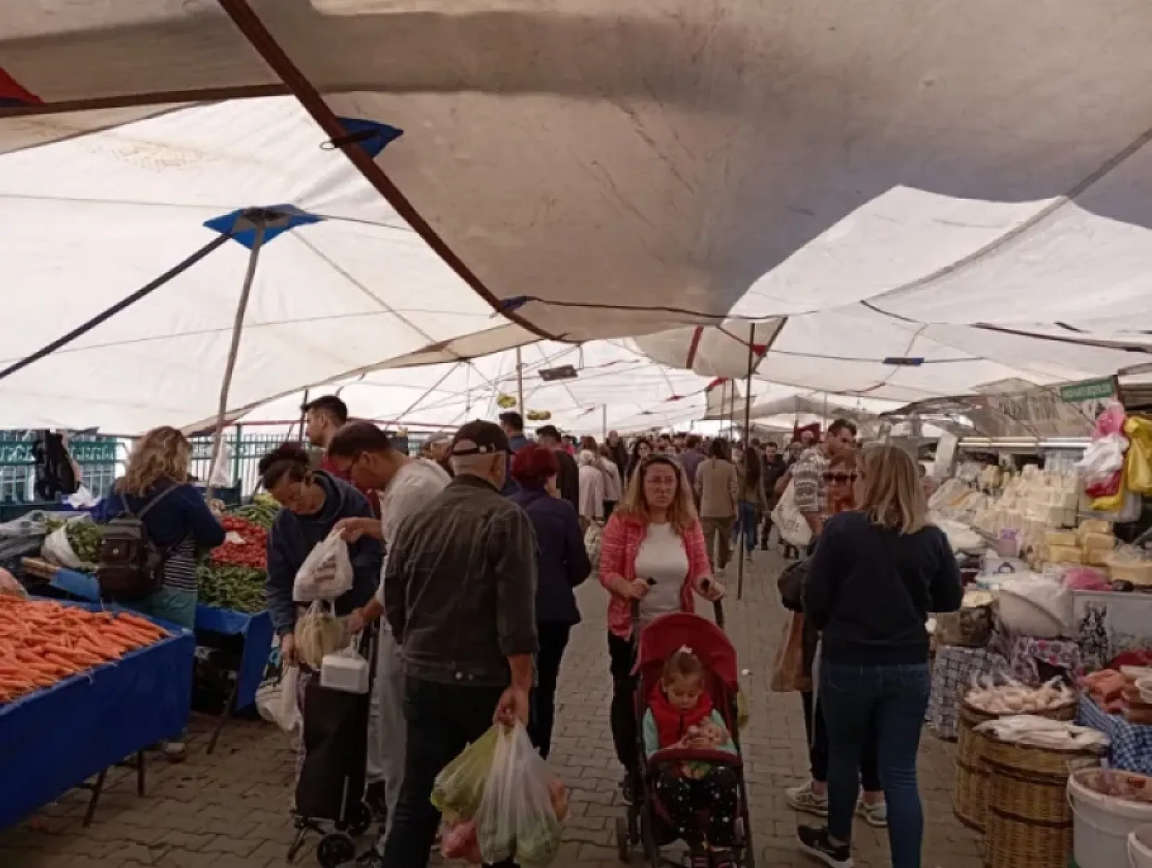 Fethiye Salı Pazarı Esnafının Belediye Başkan Adaylarından Beklentisi Neler?