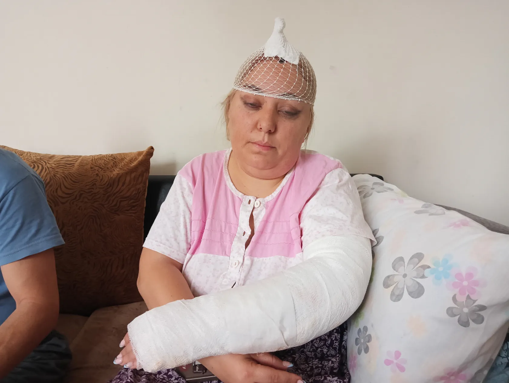 Ev sahibi kiracısı ile kızını öldüresiye darp etti