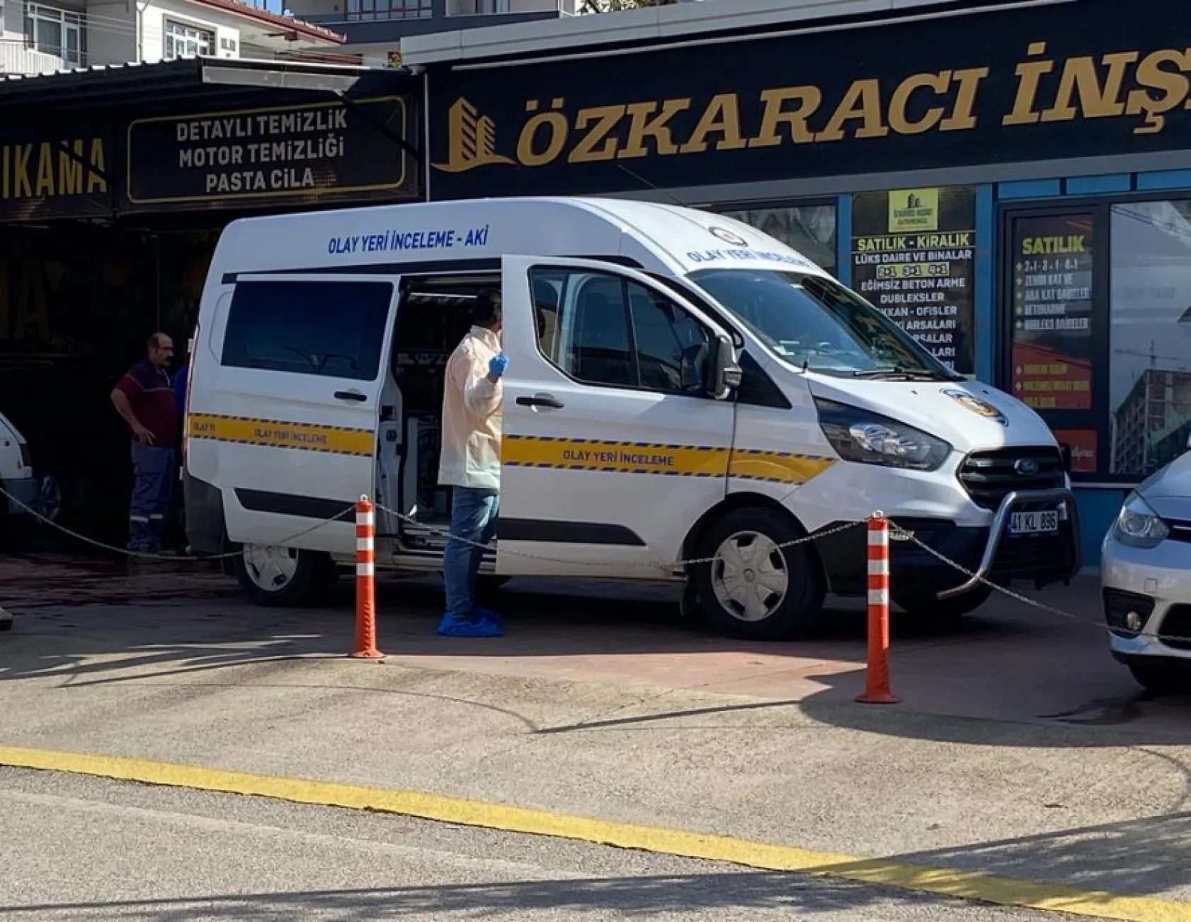 'Sana aşığım' diyerek kendisini taciz ettiğini iddia ettiği kadını ve kardeşini vurmuş