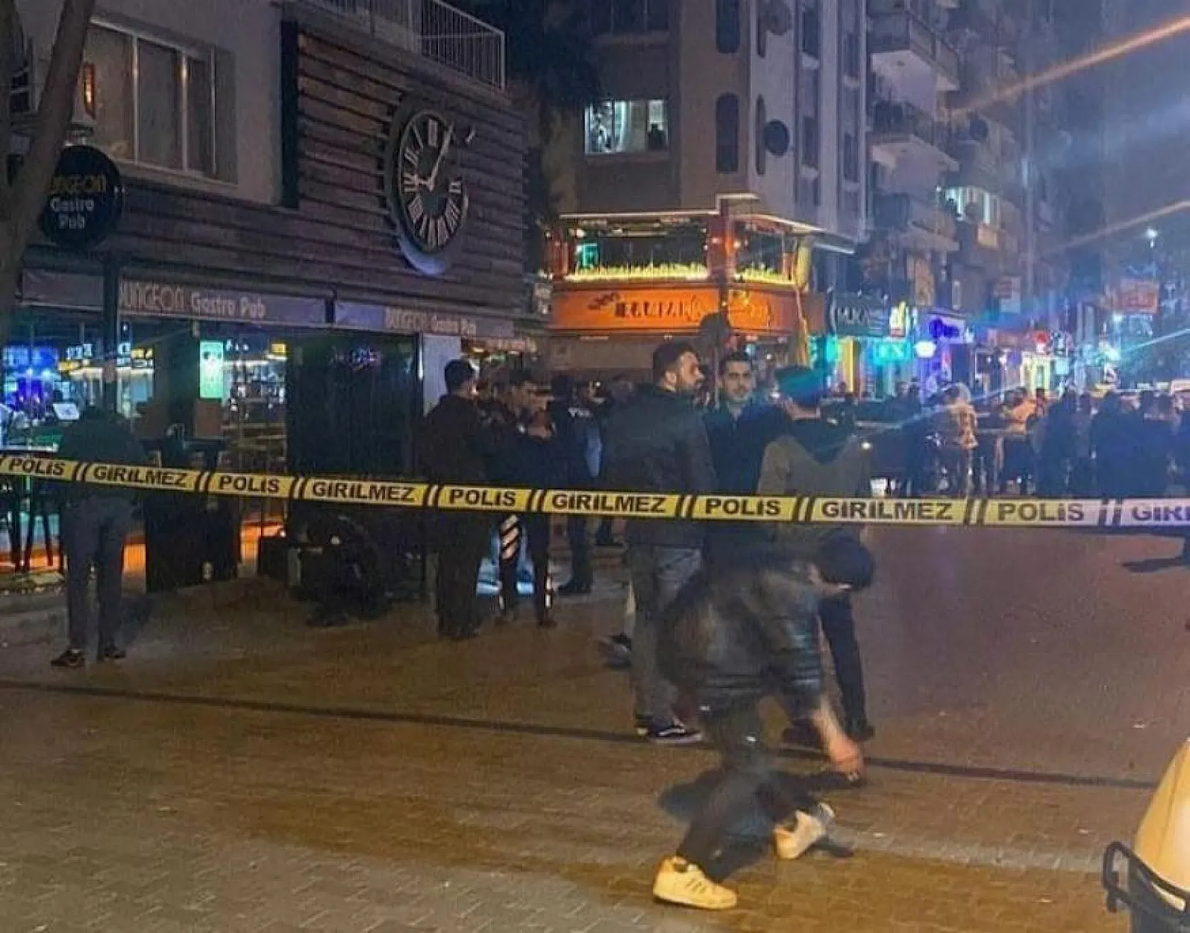 Başından vurulan genç yaşam mücadelesini kaybetti