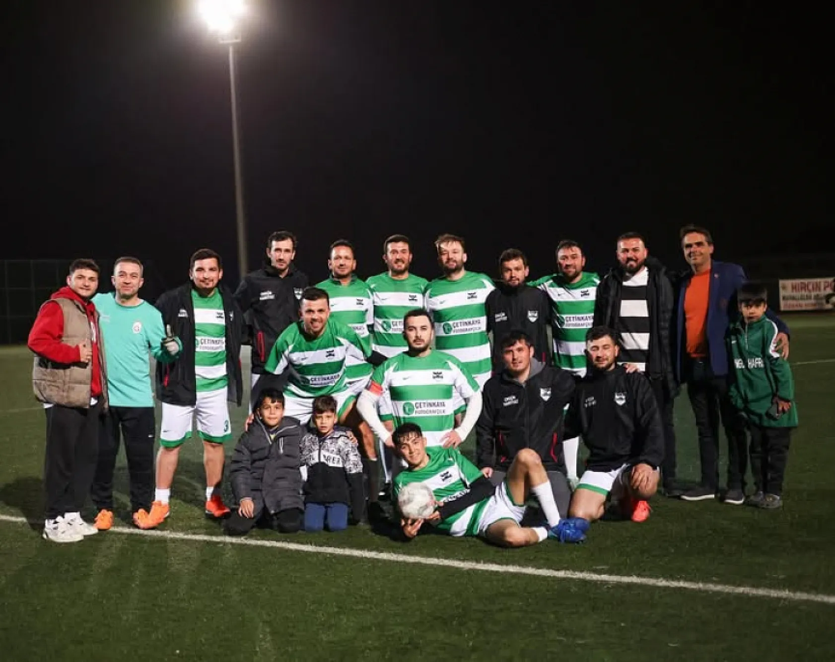 Fethiye'de mahalleler arası Futbol Turnuvası'nda çeyrek final heyecanı
