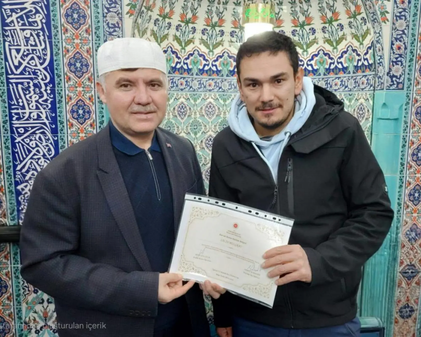 Köyceğiz'de camide öğrendiler, sabah namazı buluşmasında belge aldılar