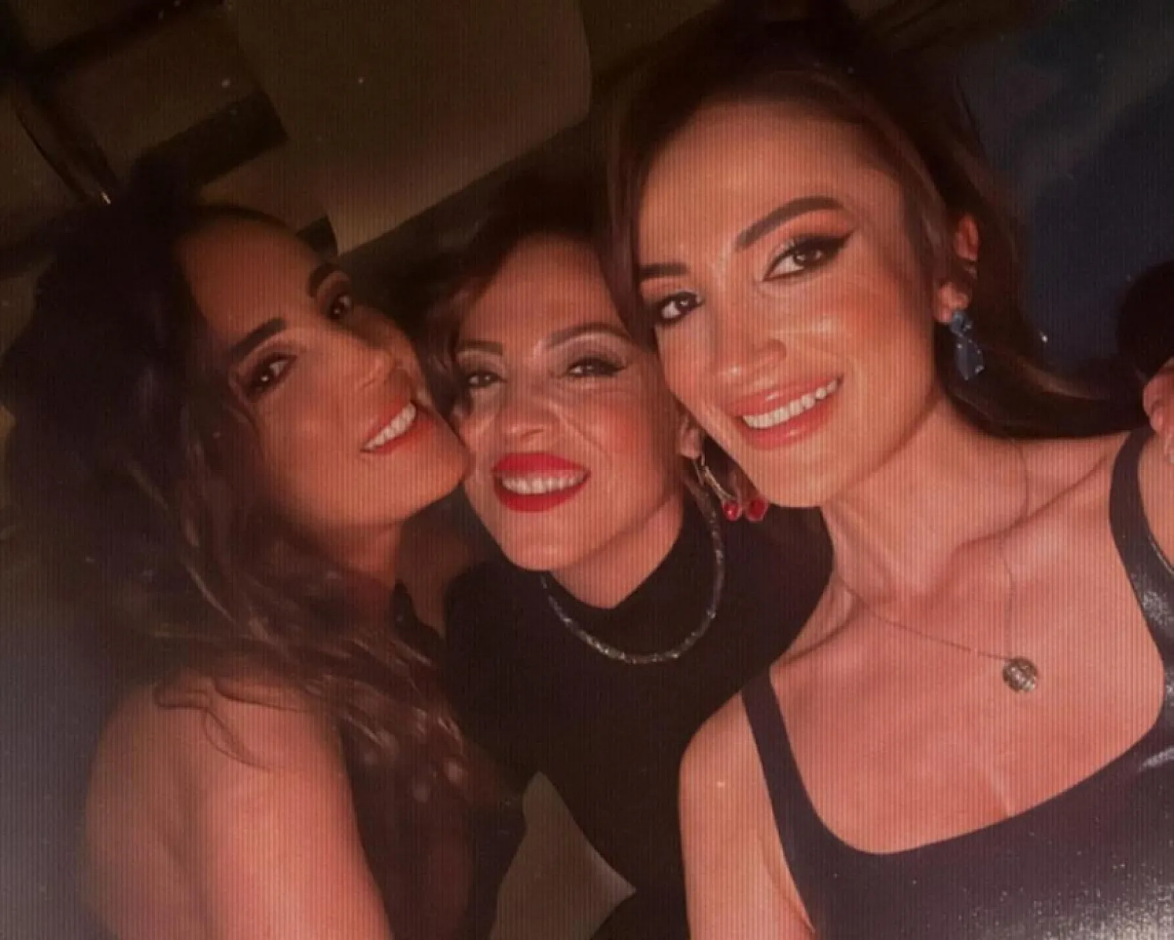 Pratisyen diş hekimi genç kadın, otomobiliyle bariyerlere çarparak hayatını kaybetti