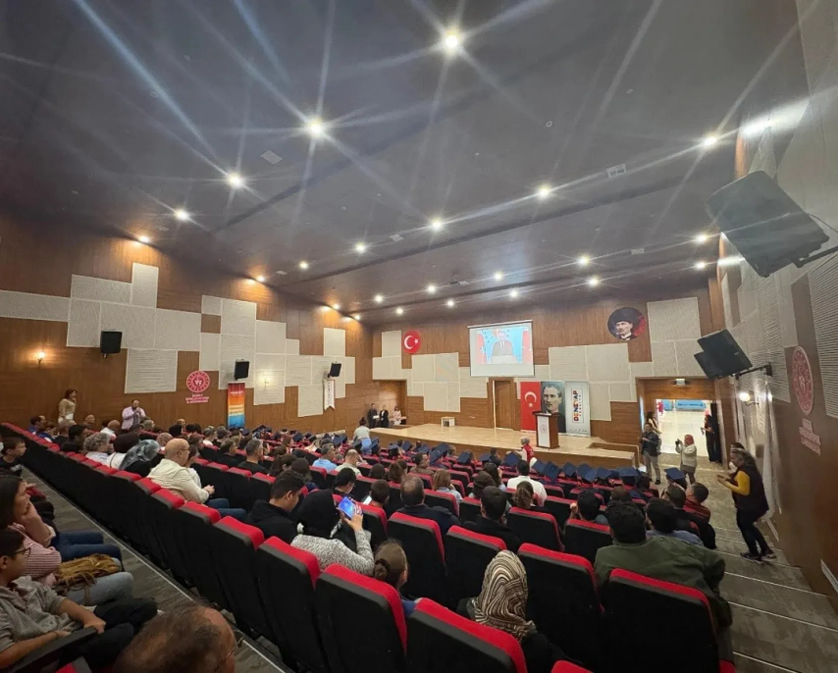 Deneyap teknoloji atölyeleri öğrencilerinin Muğla'da mezuniyet coşkusu