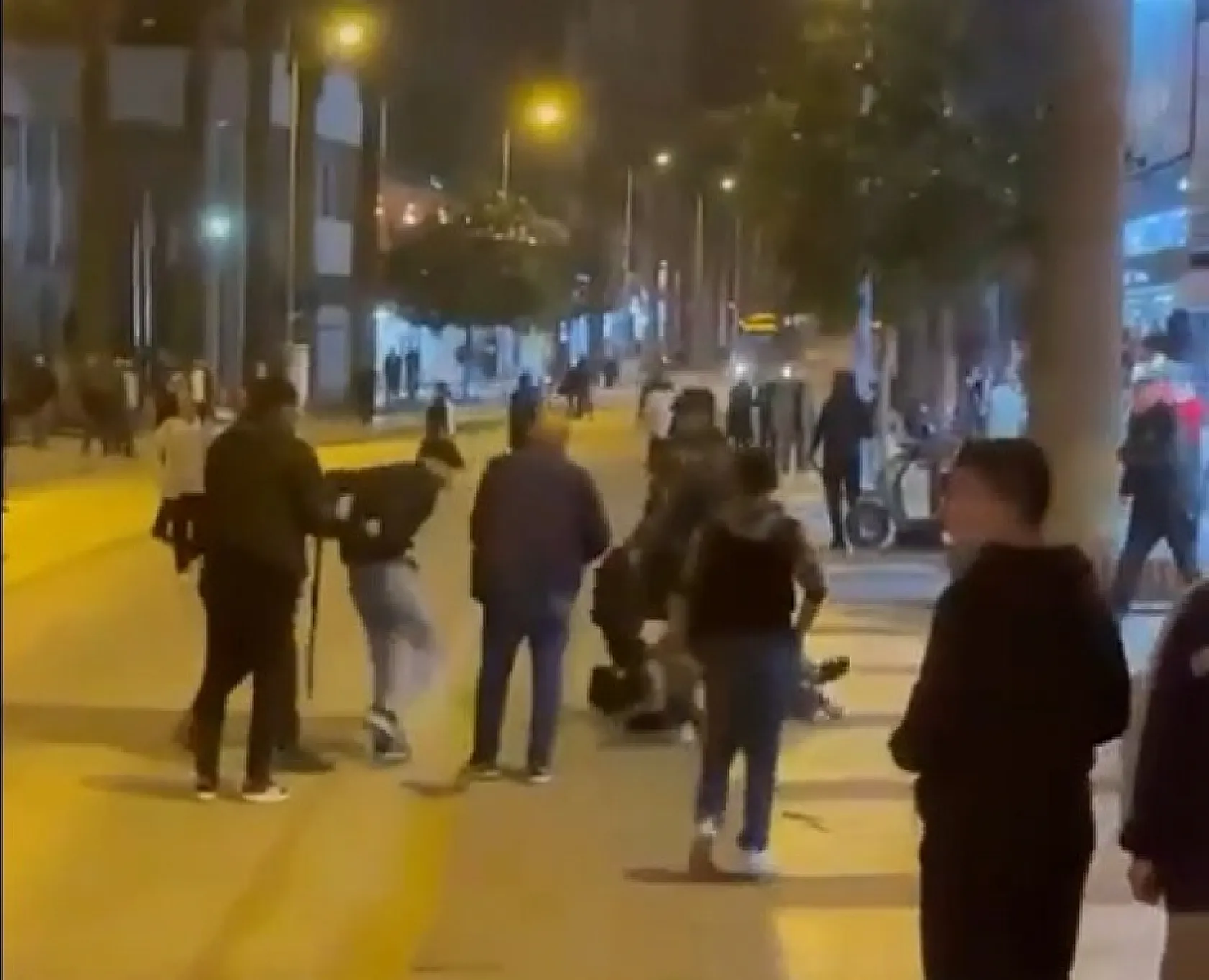 Laf atma kavgası kanlı bitti