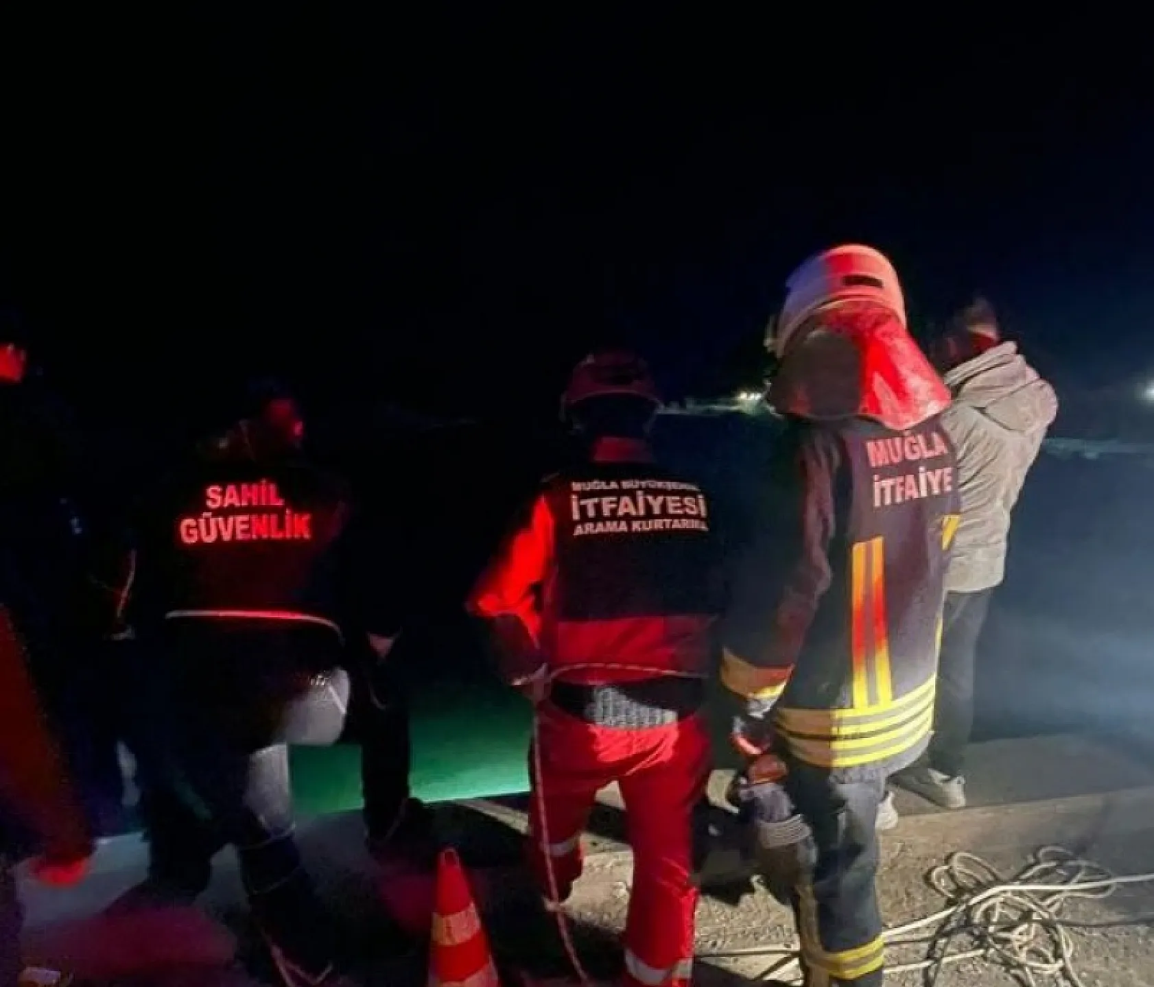 Muğla'da otomobil köprüden suya uçtu, 2 ölü