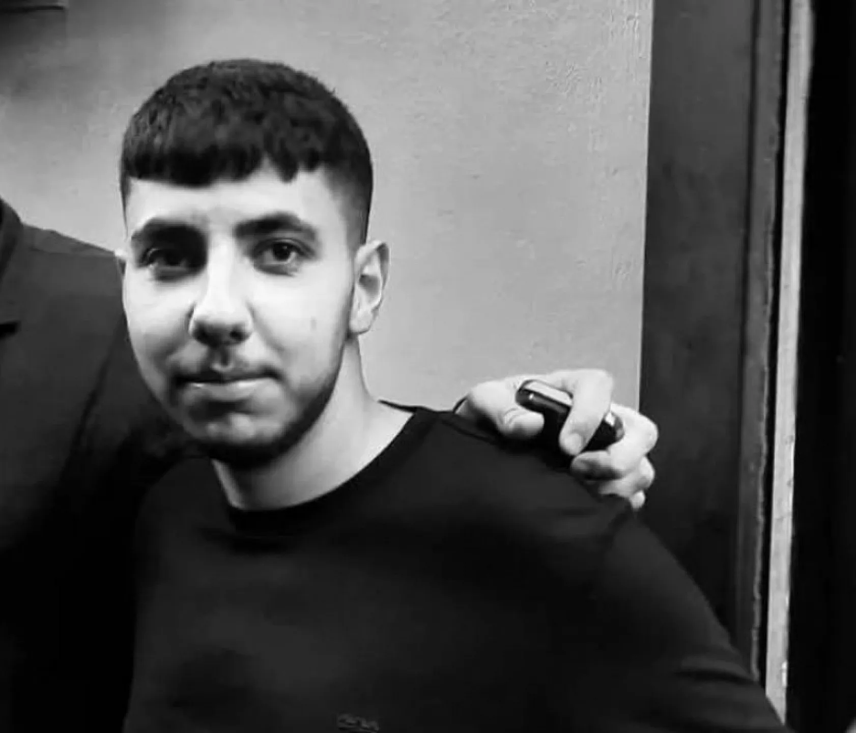 Kullandığı araçla fabrikanın duvarına çarpan genç hayatını kaybetti