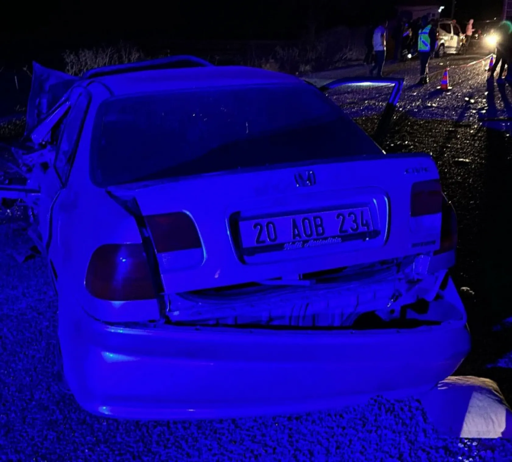Eve dönüş yolunda trafik kazasında hayatını kaybetti