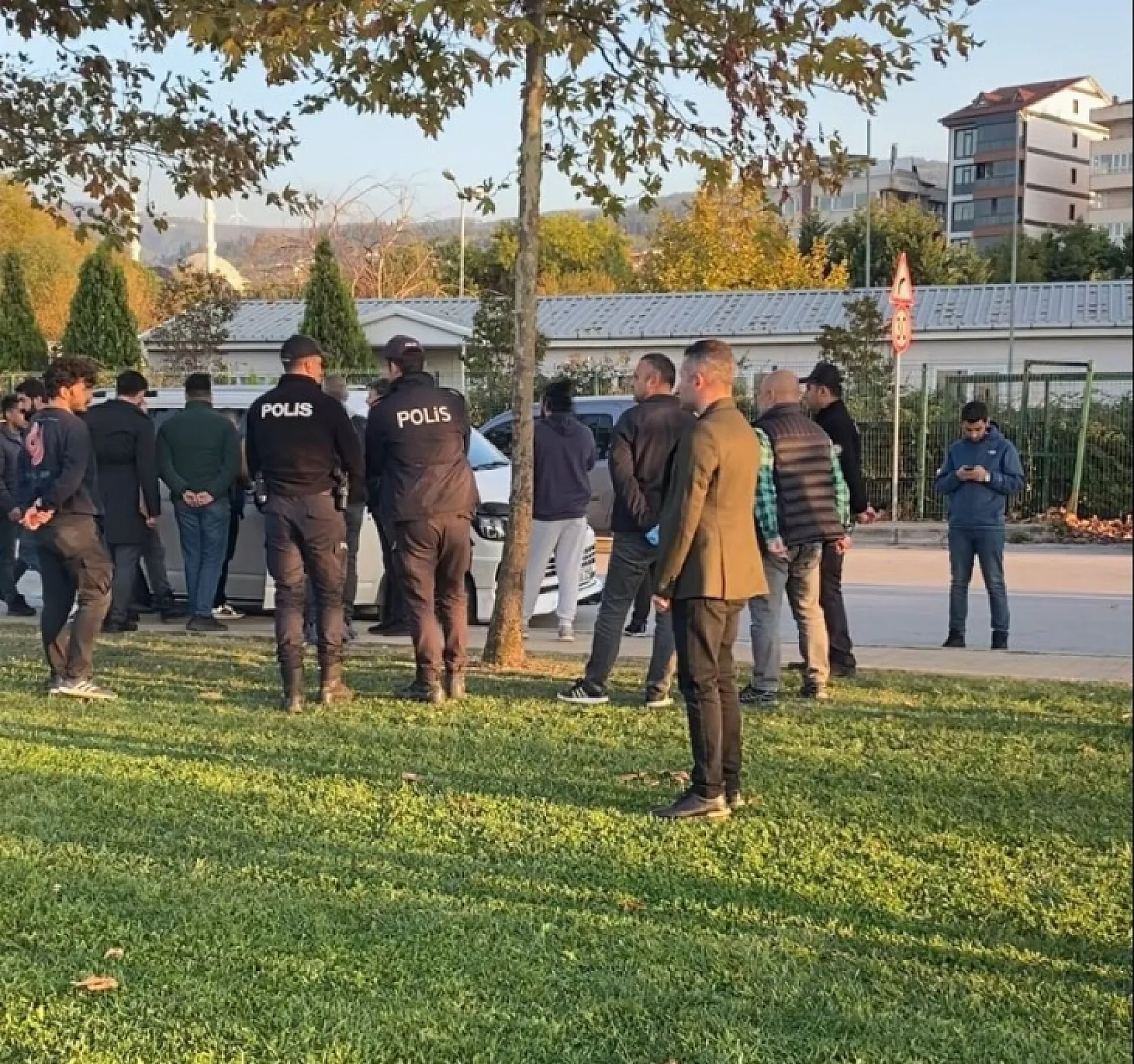 Bir kişi aracında ölü bulundu