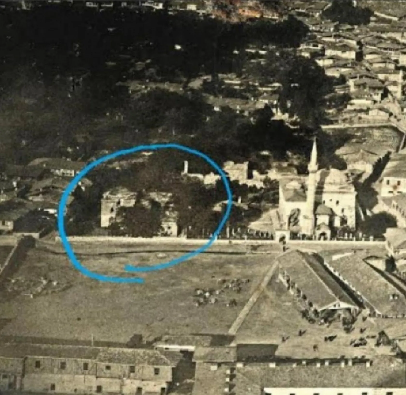 Eski fotoğraflarda vardı, gerçek oldu! Tarihi kalıntılar şaşırttı