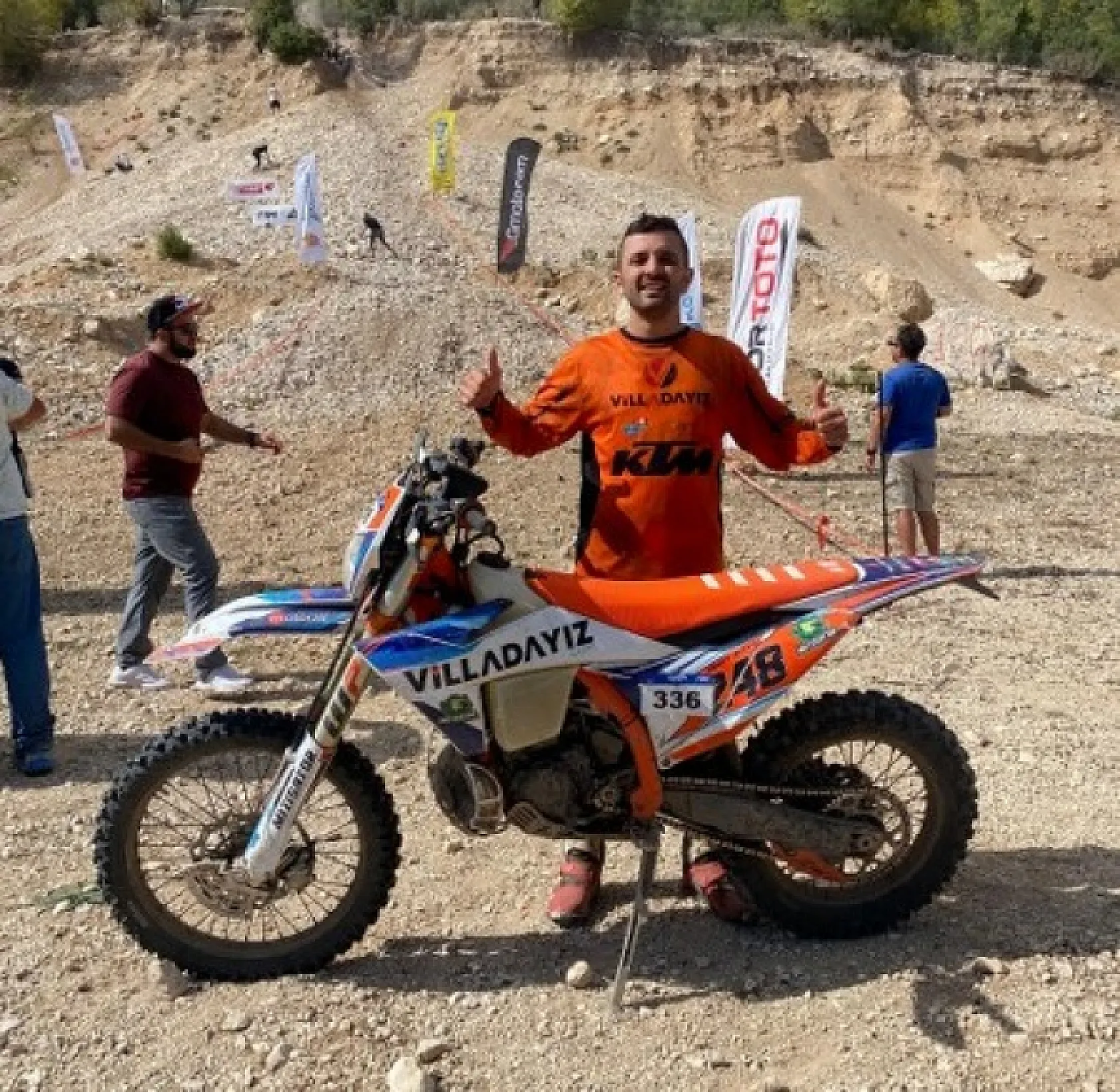 Fethiyeli Sporcu Ümit Kaya, Sea To Sky Enduro'da Gümüş Madalya Kazandı