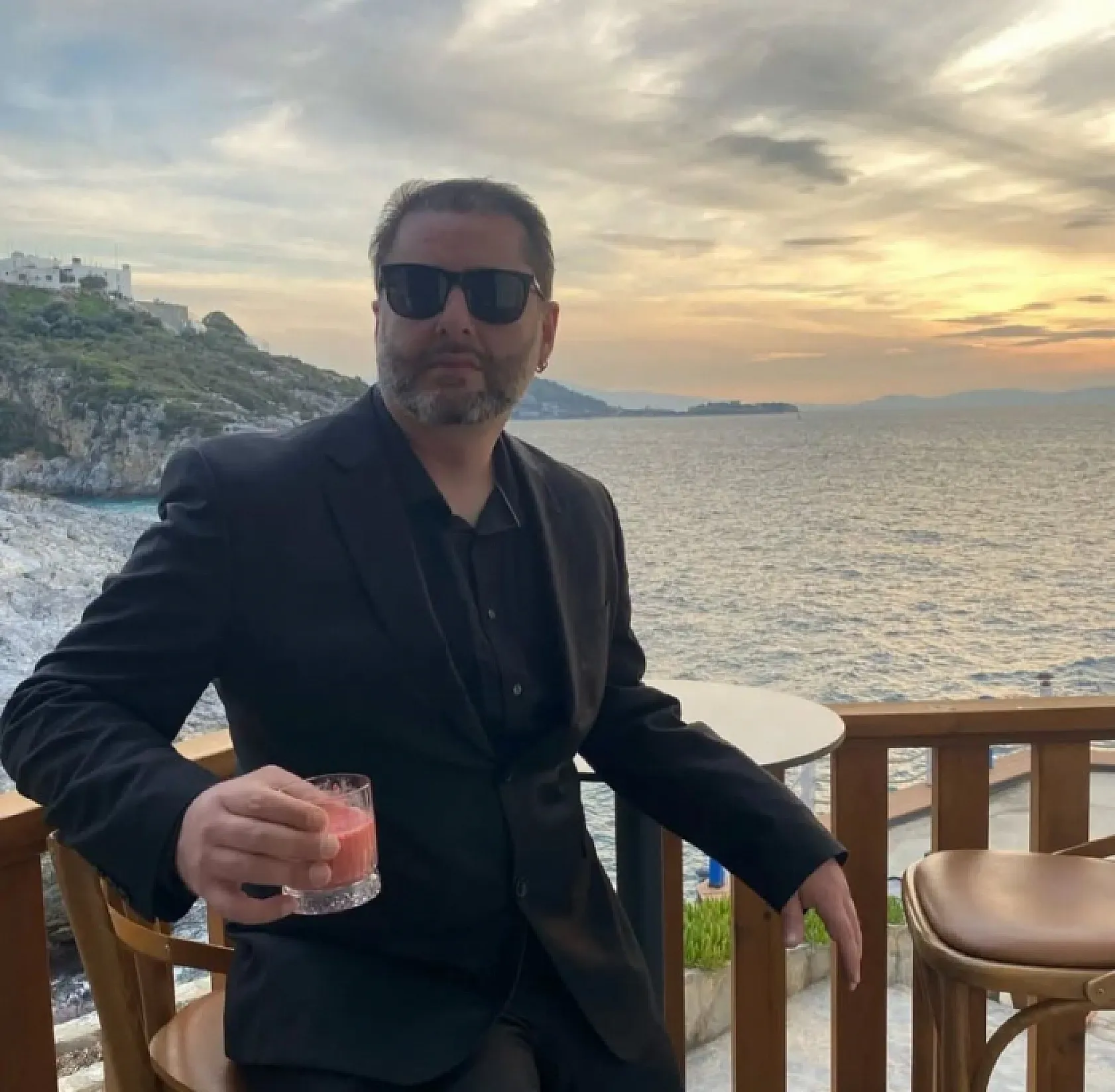 Halı saha maçında kalp krizi geçiren kurye hayatını kaybetti