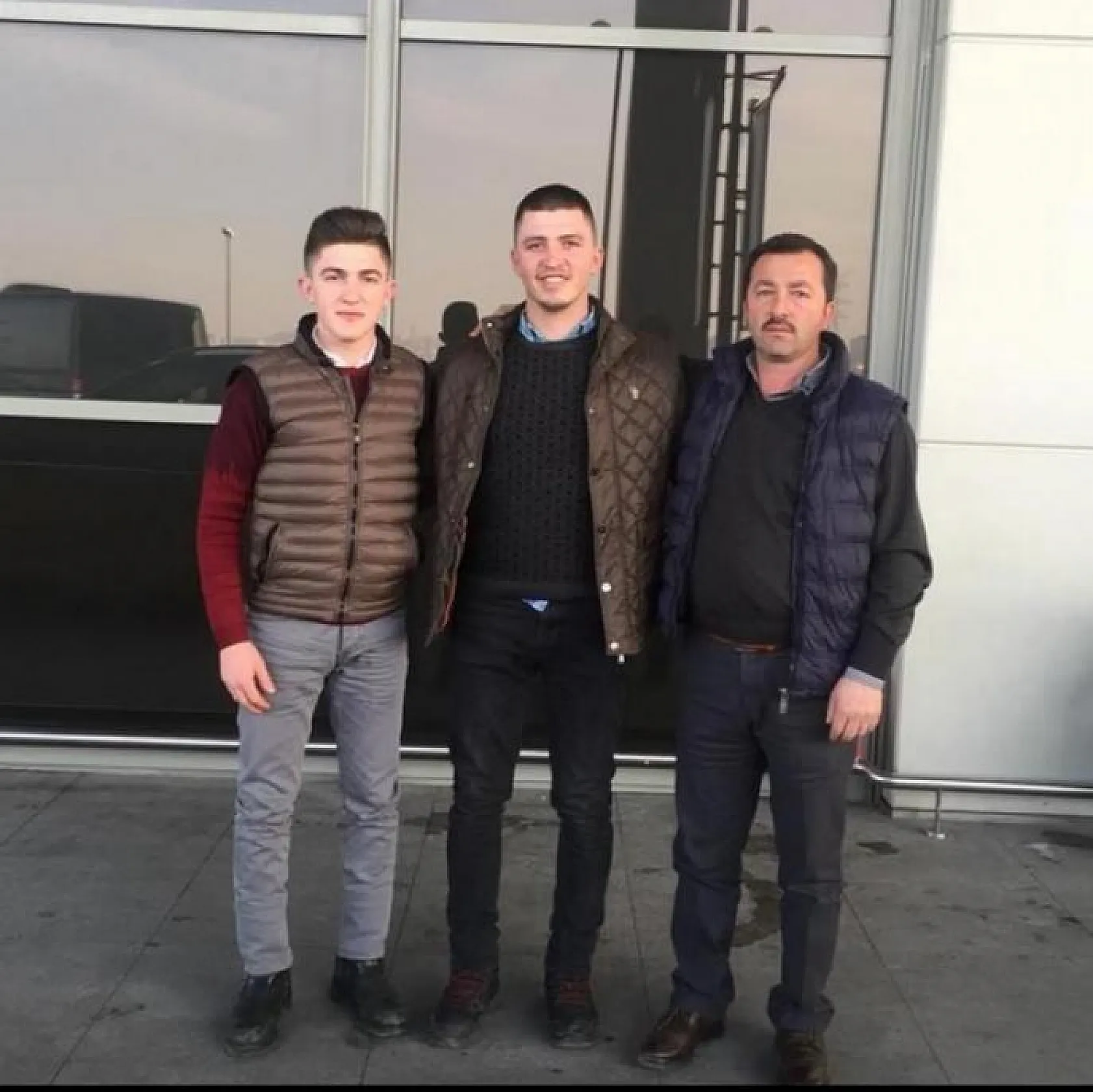 Enişte dehşeti kamerada: Babası için silahın önüne atladı