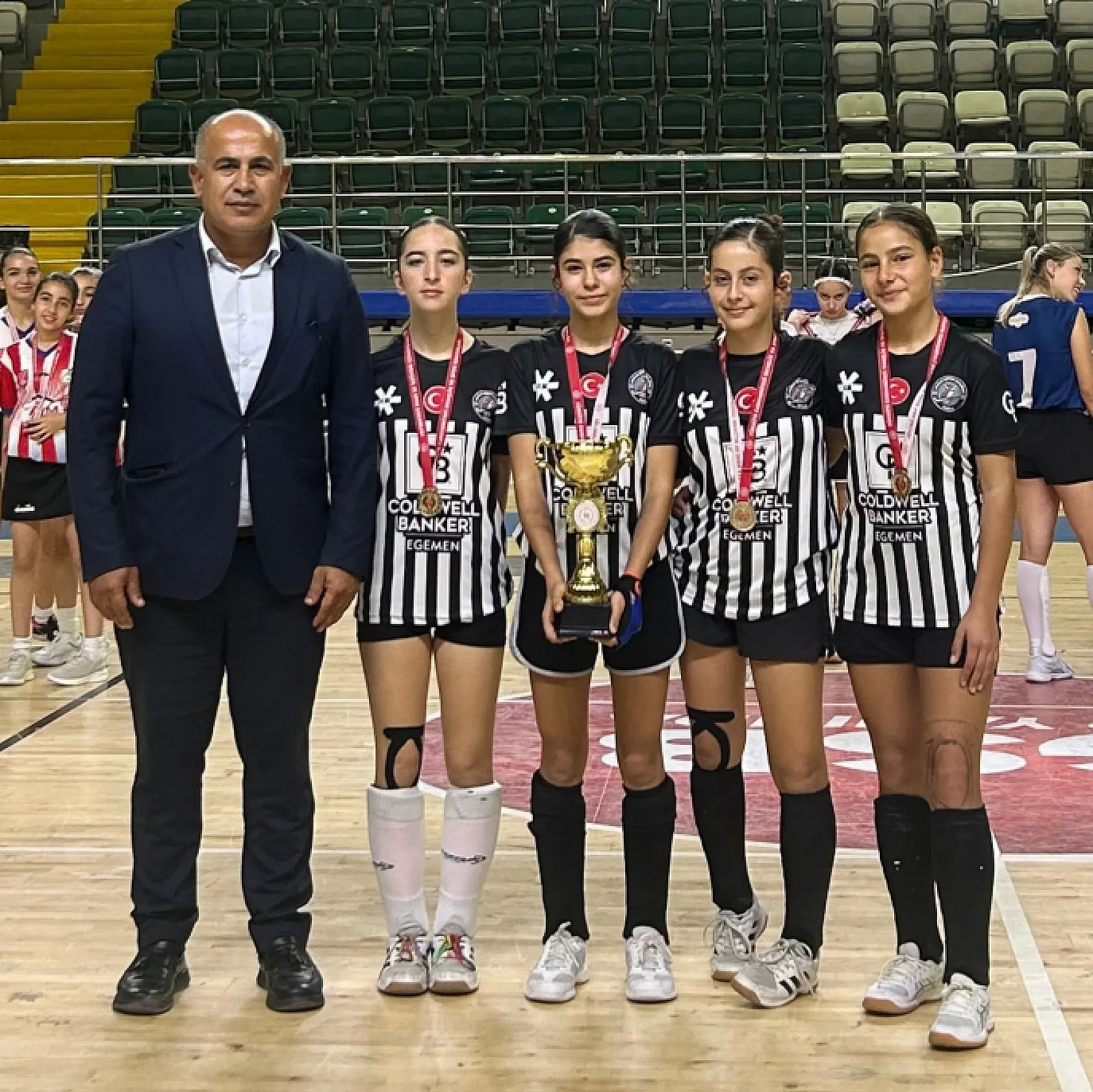 Muğla Hokey Cumhuriyet Kupası'nda şampiyonlar belli oldu