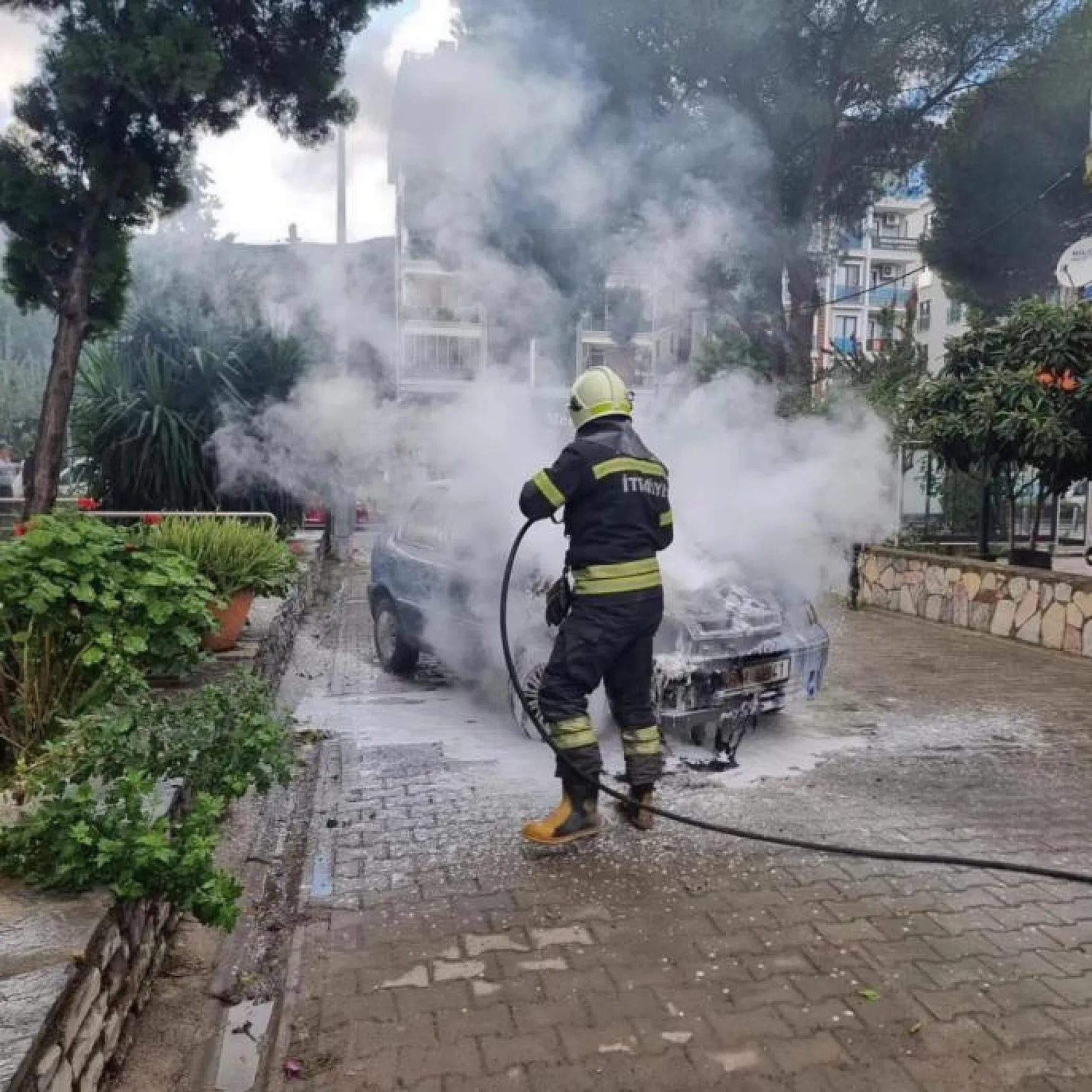 İtfaiyenin hızlı müdahalesi faciayı önledi