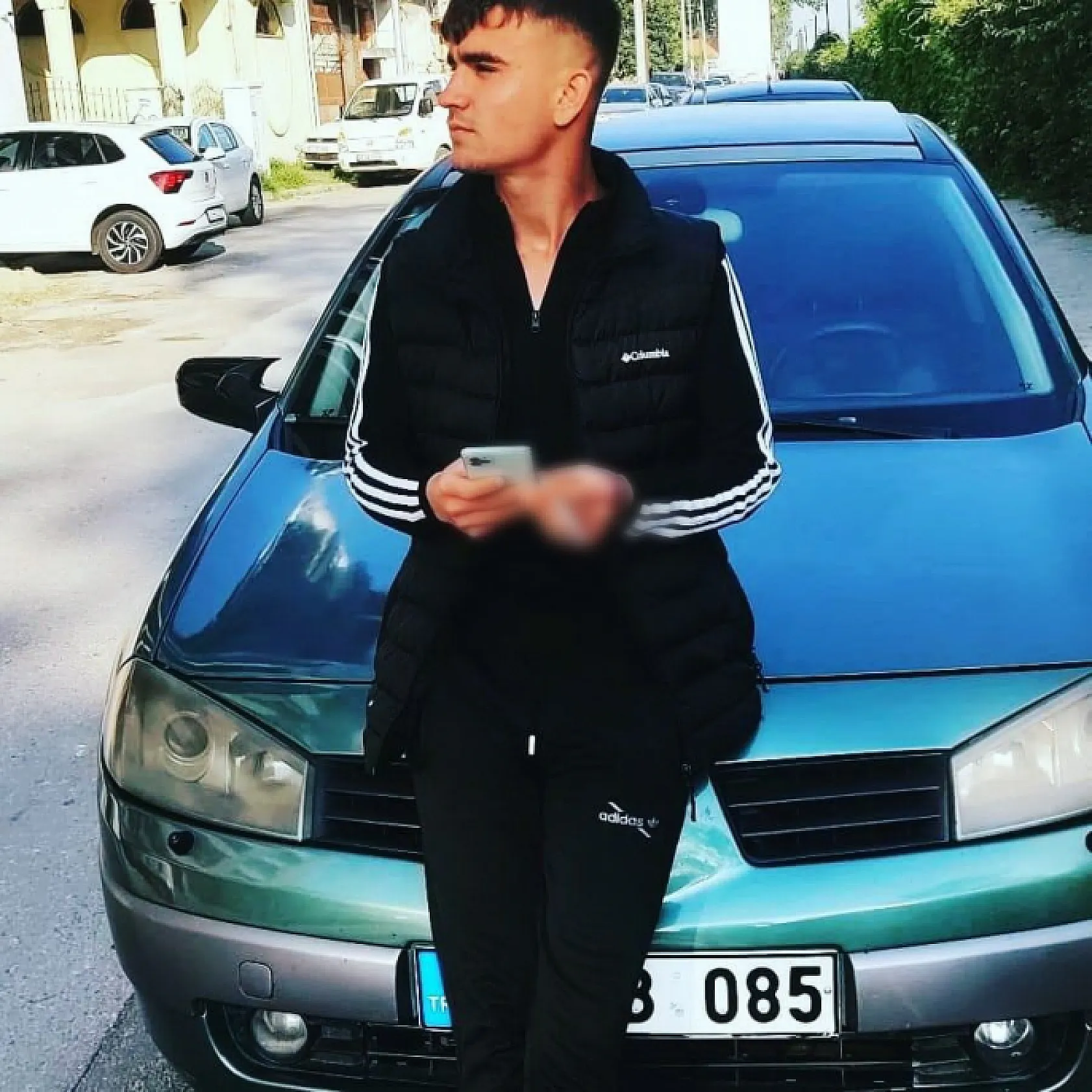 Av tüfeği ile şakalaşırken vurulan genç öldü