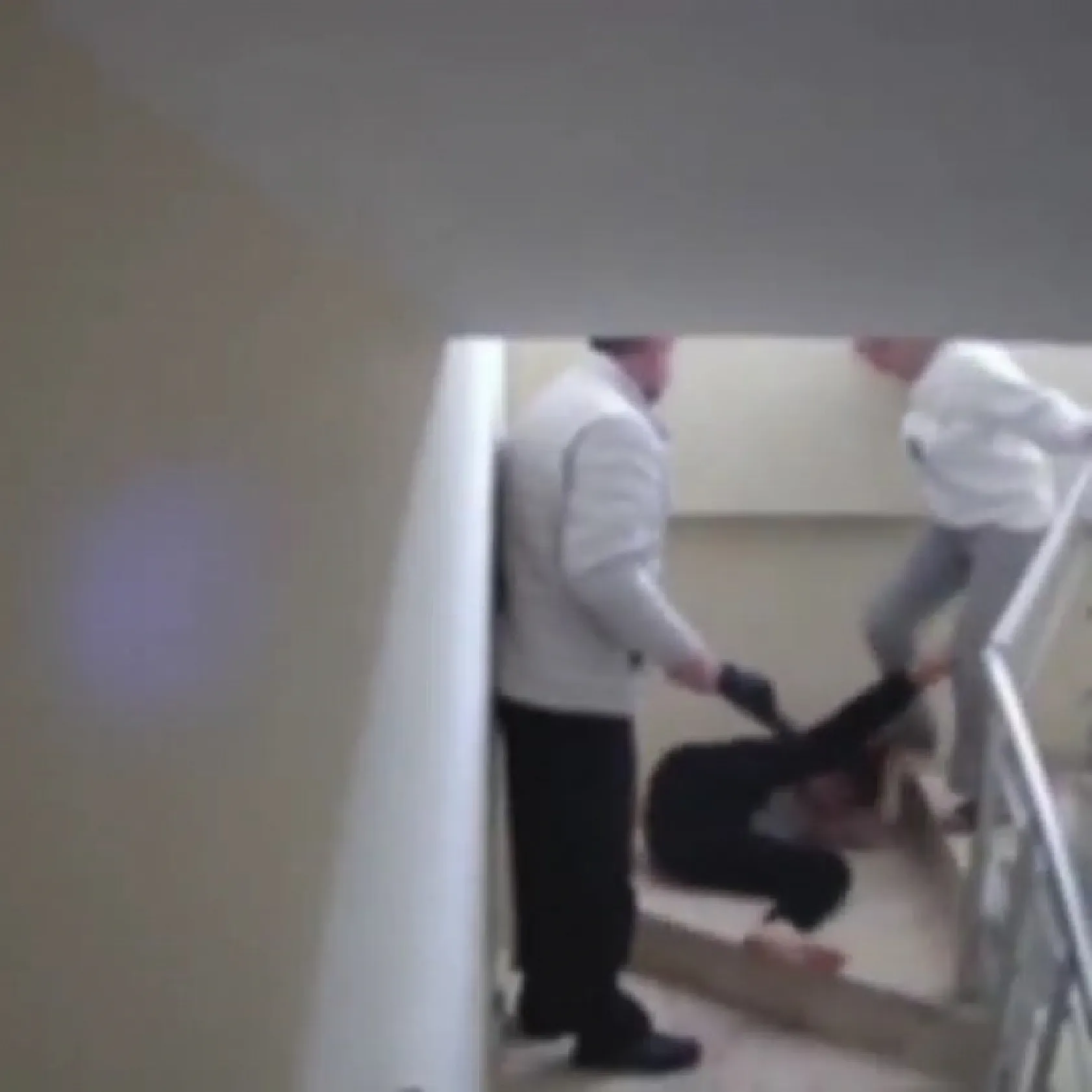 Engelli evlatlarına dehşeti yaşatan anne ve baba gözaltına alındı